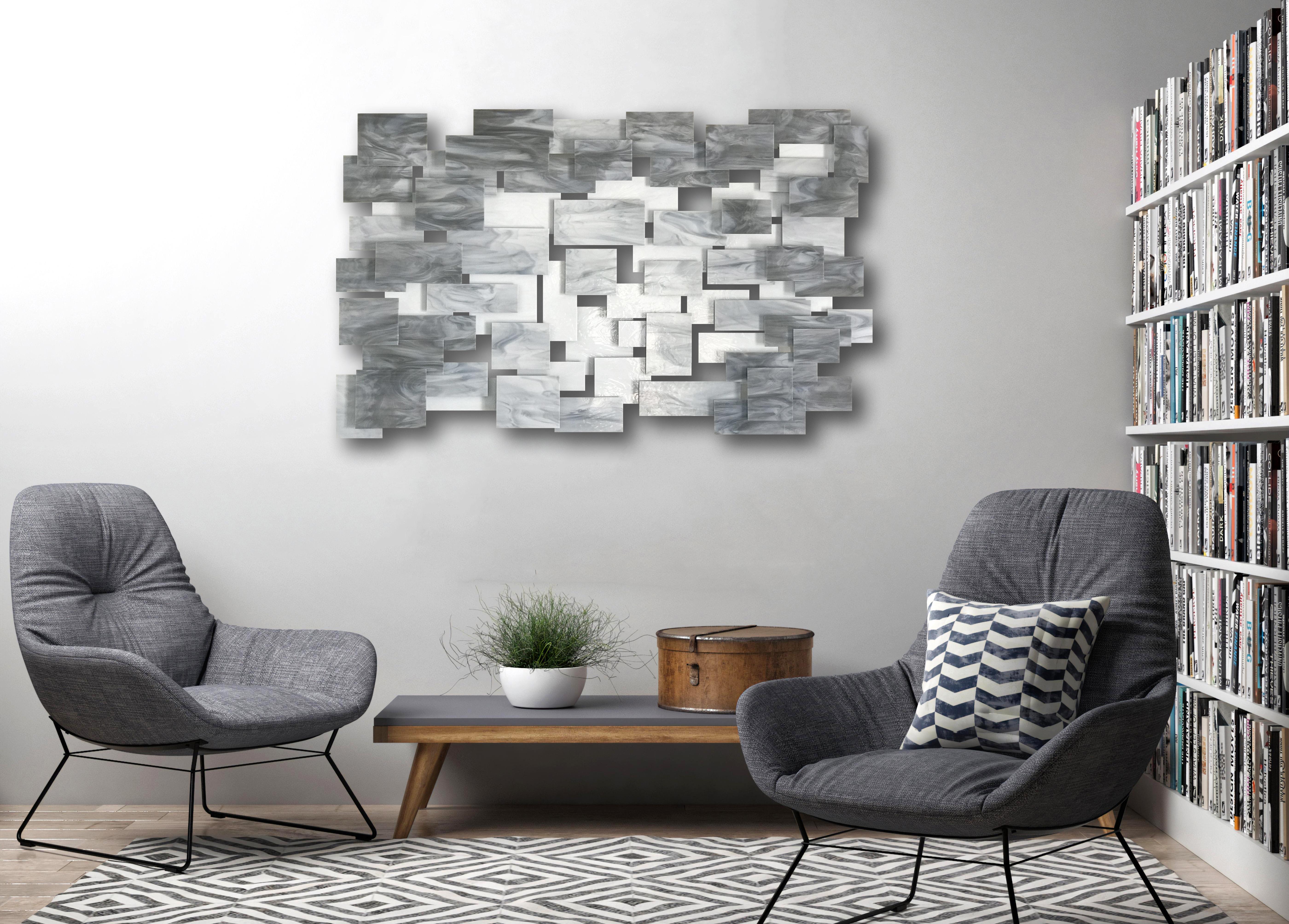 Monochrome, art abstrait en 3D, sculpture murale originale en verre et en métal - Gris Abstract Sculpture par Karo Martirosyan