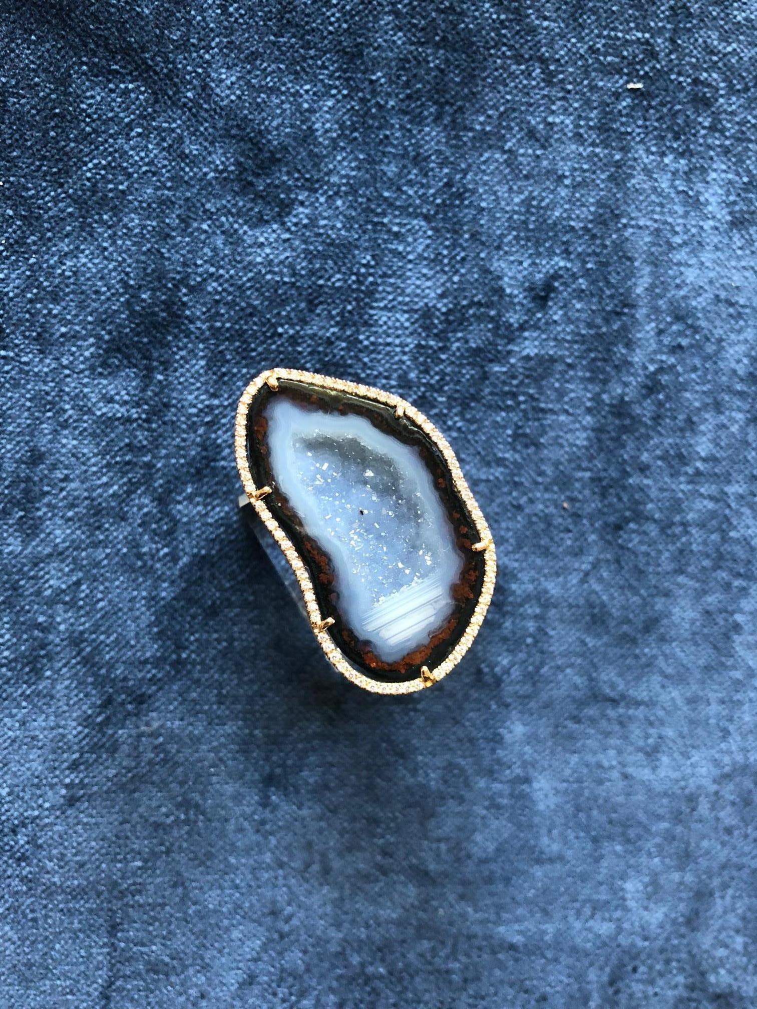 Contemporary Karolin Agate Geode Blue Gold Cocktail Ring Pavé Diamonds