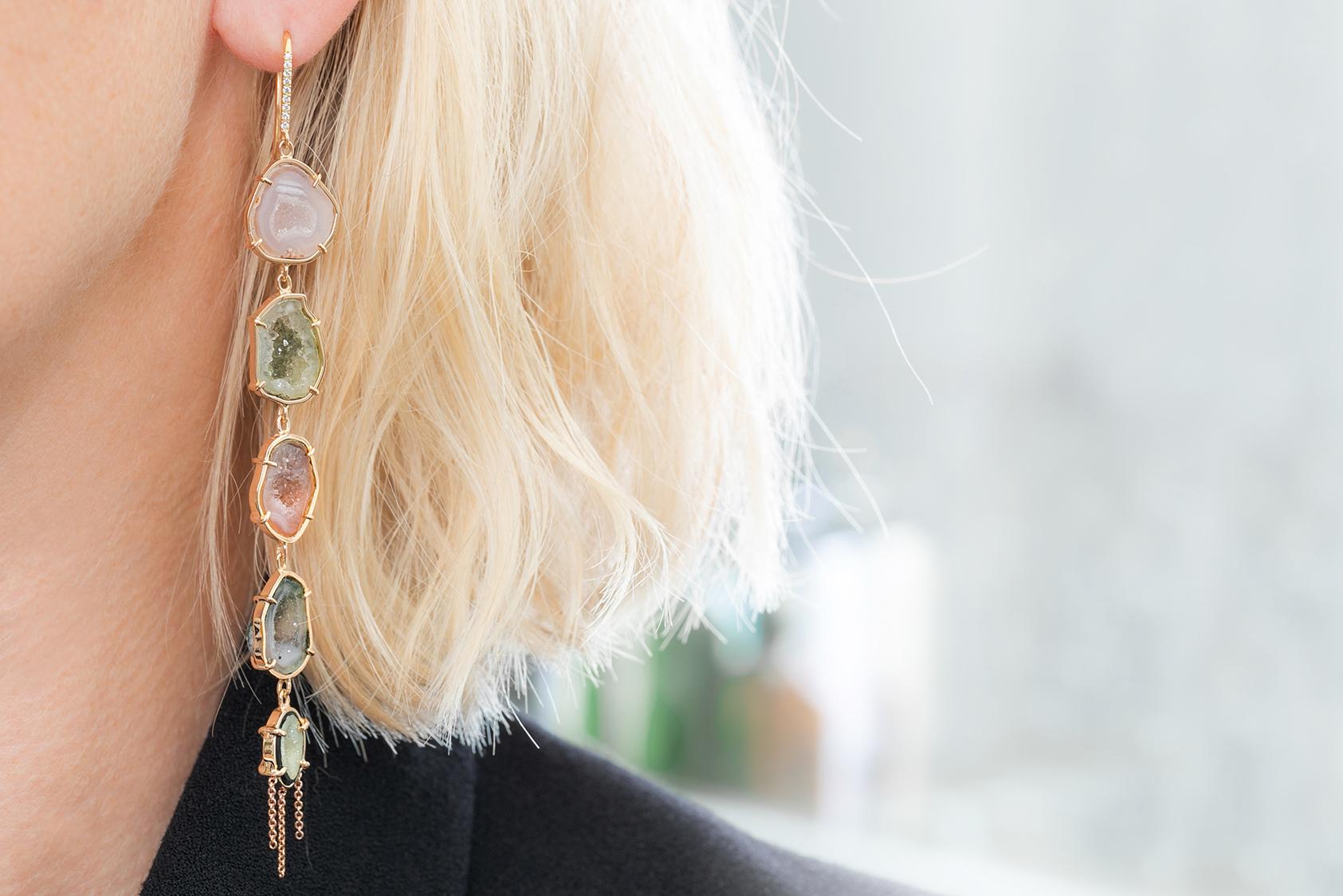 It's no fun to keep jewels in the safe' says the designer.
These handcrafted 18 K rose gold pastel color agate geode earrings 'Audrey' look like a glinstering waterfall.
They have a drop of 11 cm and total weight of 15.4 gram (both earrings) and a