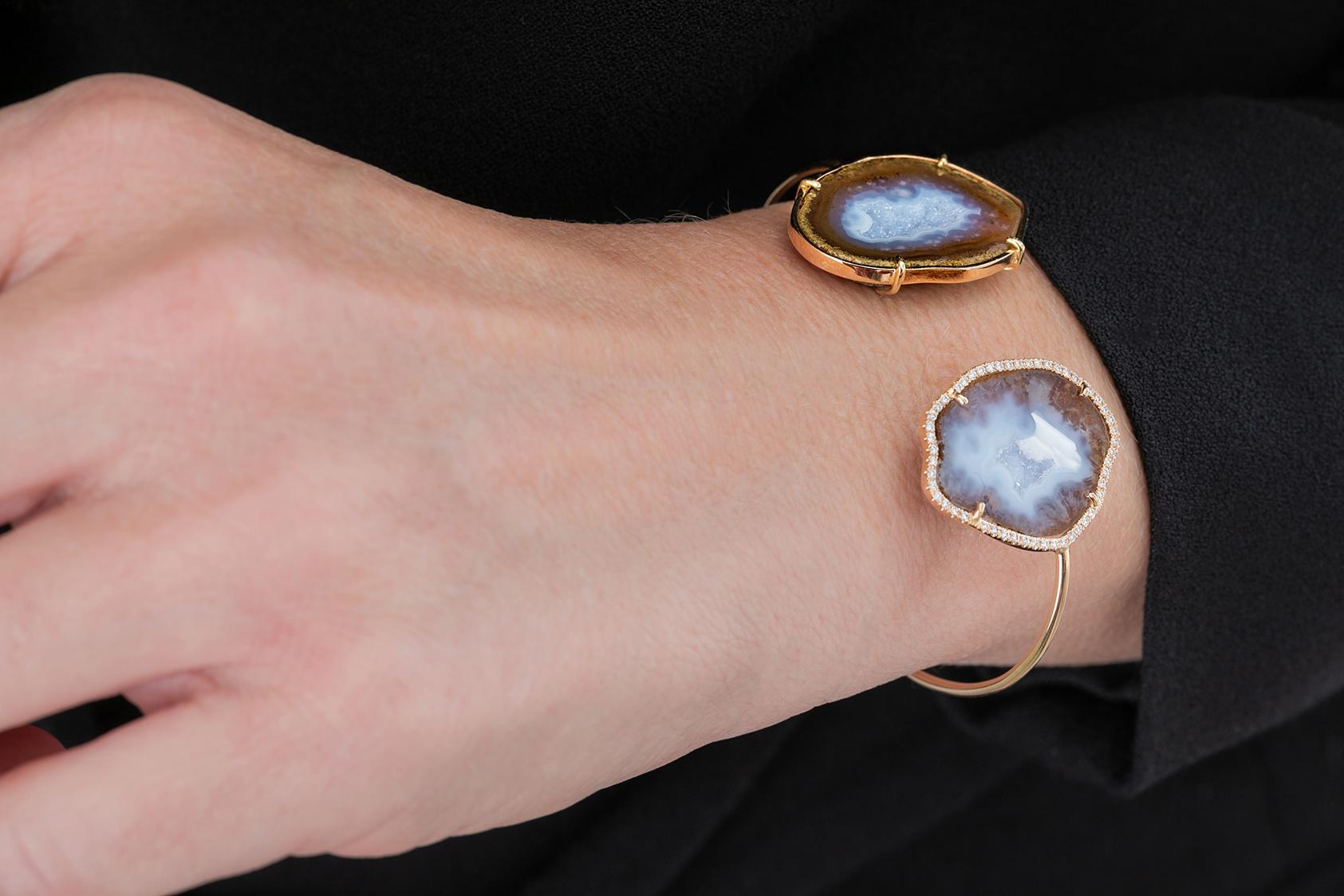Contemporary Karolin Bracelet Agate Geode White Diamond Rose Gold Bangle For Sale