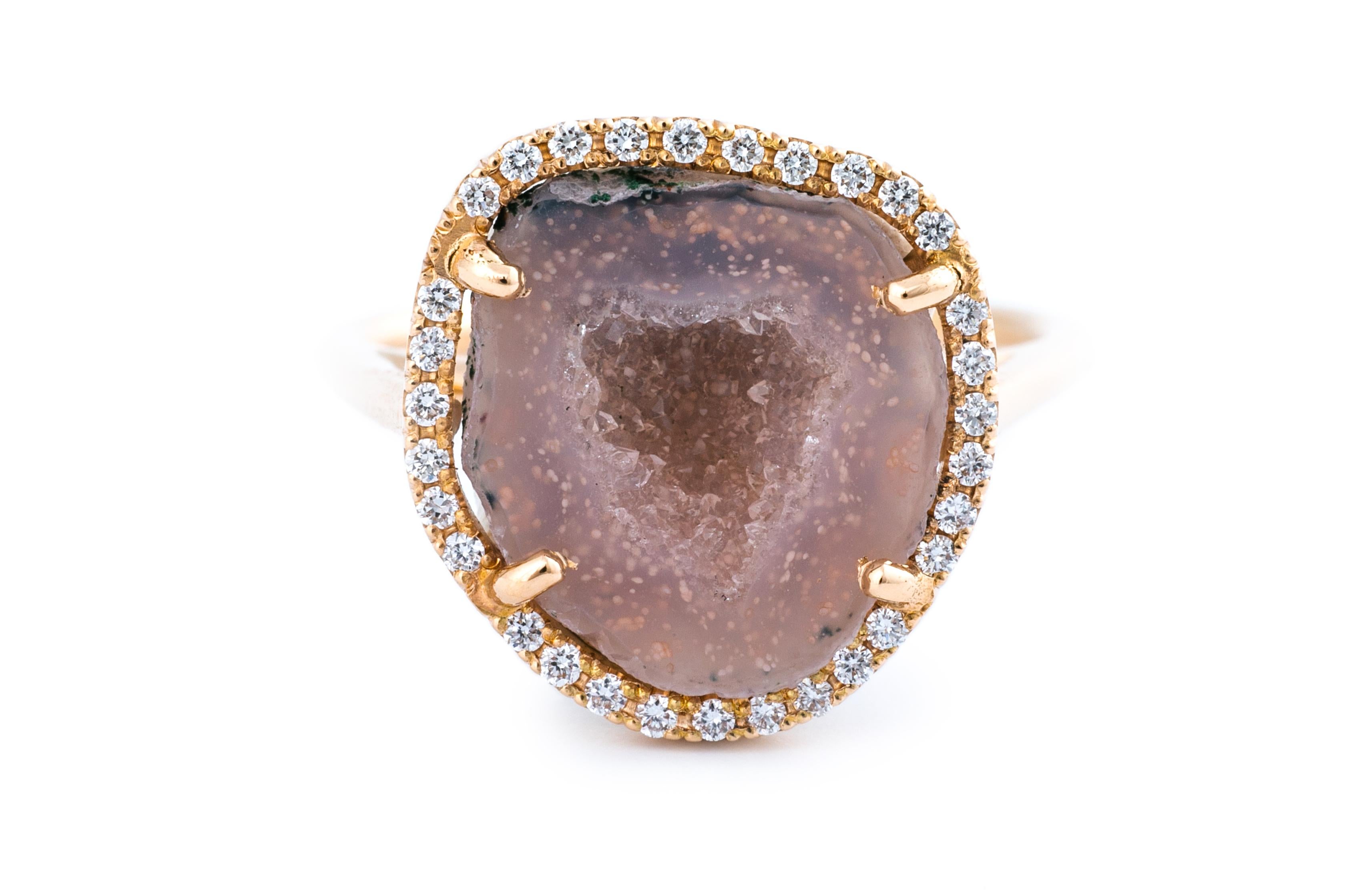 Round Cut Karolin Rose Gold Pink Agate Geode White Pave Diamond Cocktail Ring For Sale