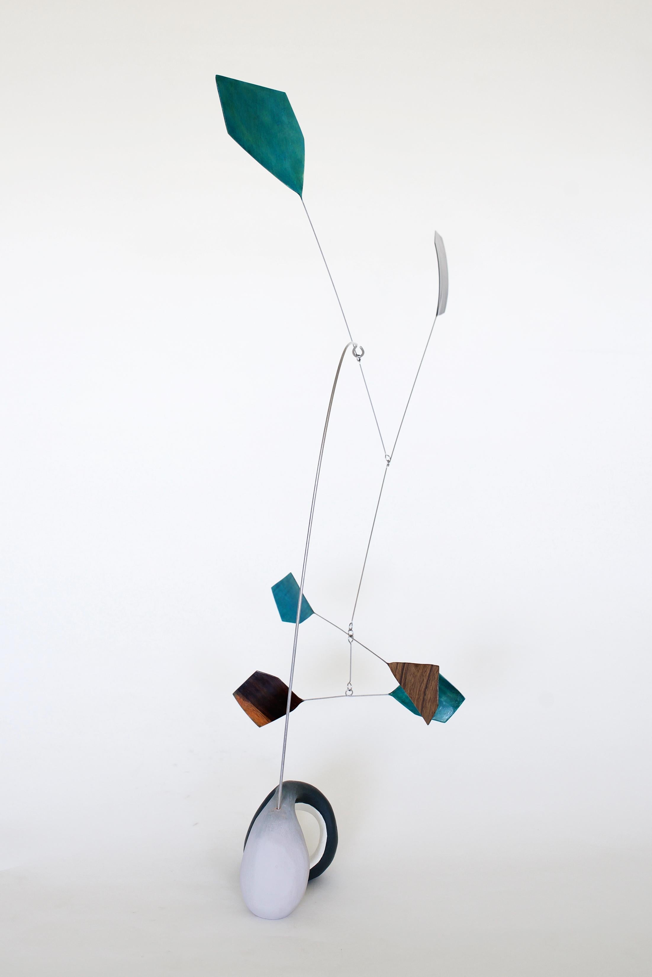 Karolina Maszkiewicz Abstract Sculpture - Bunny