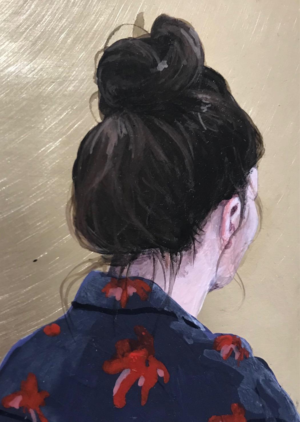 ''Golden Moment L''' Ritratto contemporaneo di ragazza con camicetta blu su ottone - Portrait Painting Marrone di Karoline Kroiss