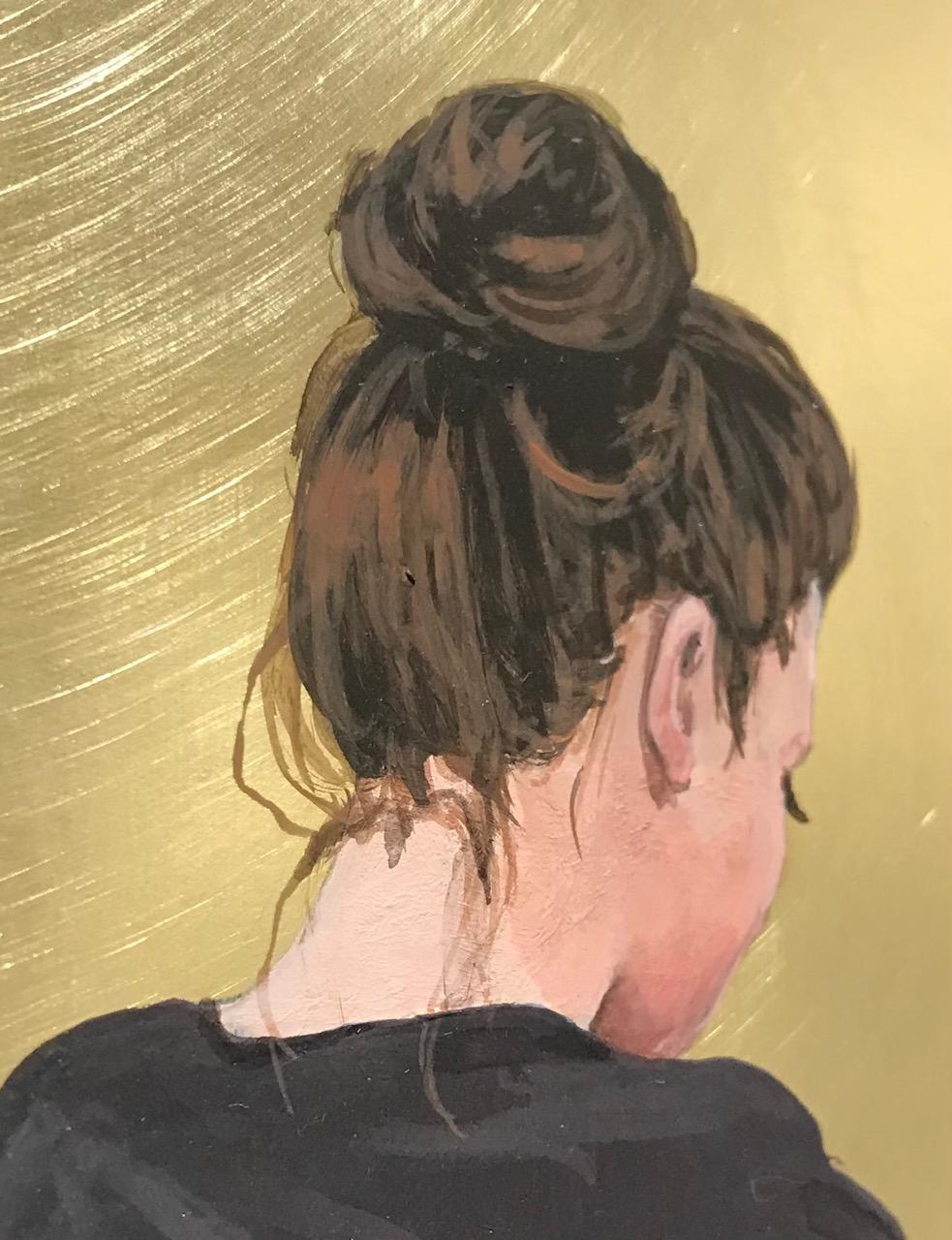 ''Golden Moment XLIII'' Ritratto contemporaneo di ragazza con crocchia di capelli su ottone - Painting Contemporaneo di Karoline Kroiss