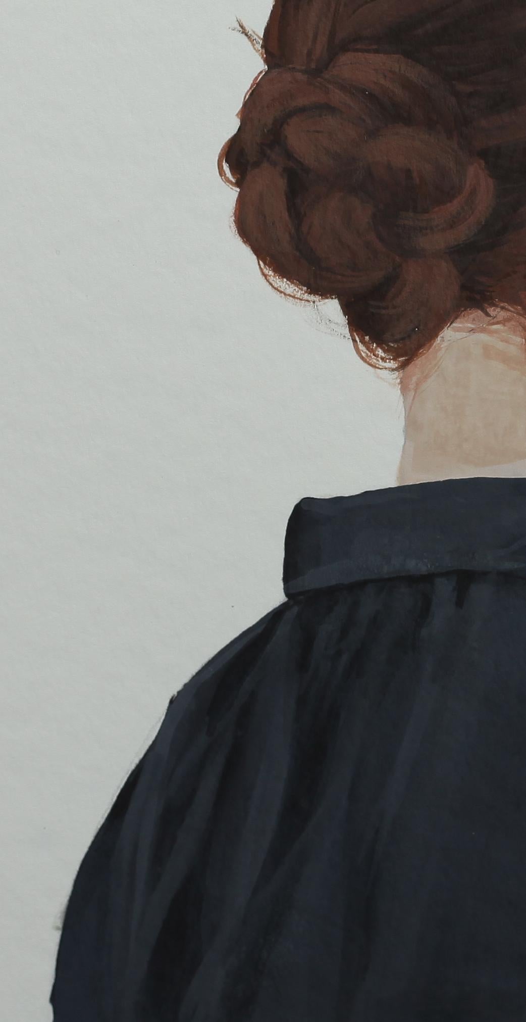 ''Guarda di lato XVI'' Ritratto contemporaneo di ragazza con camicetta blu - Portrait Painting Grigio di Karoline Kroiss