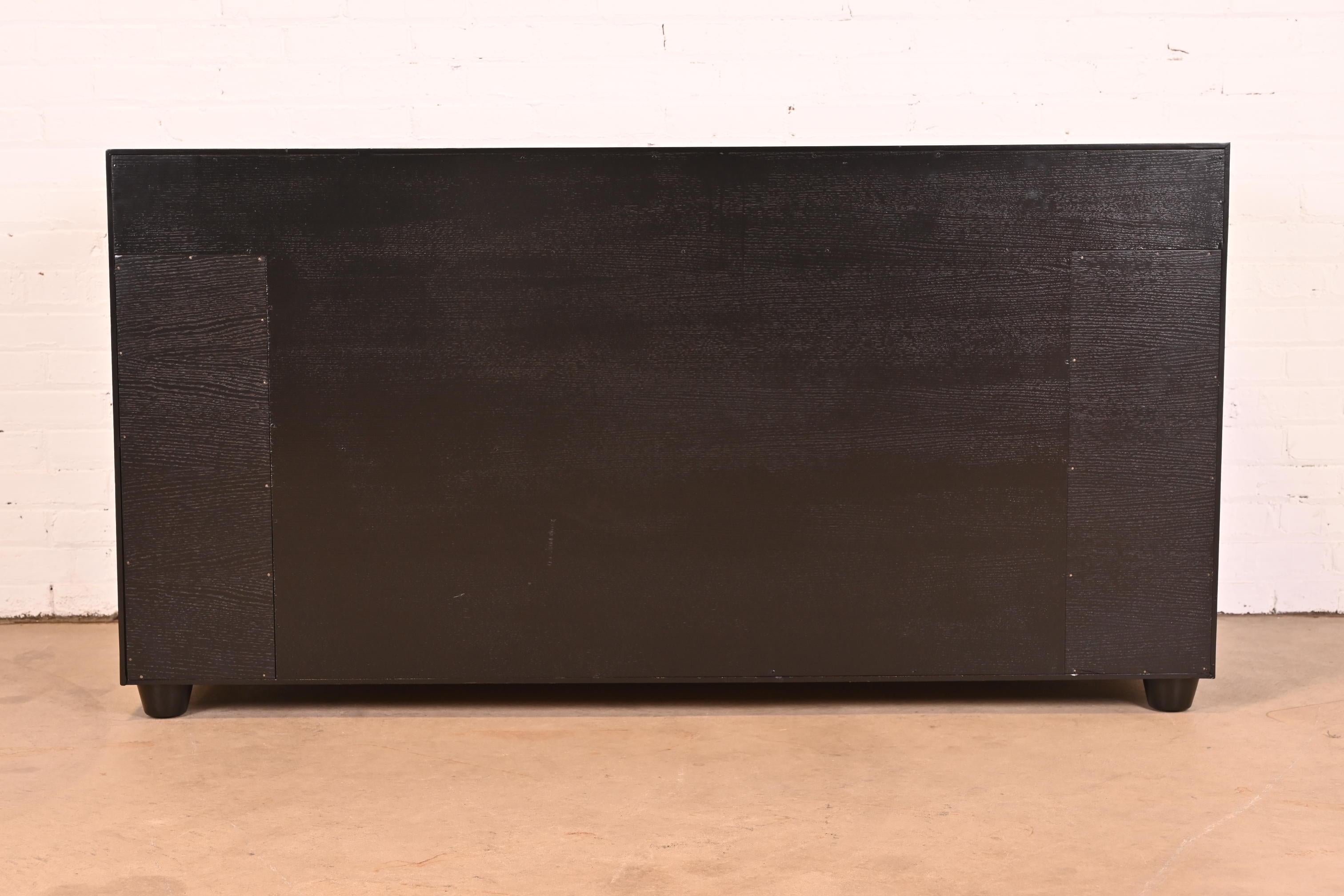 Karpen of California Schwarz lackiertes Sideboard oder Barschrank, neu lackiert im Angebot 7