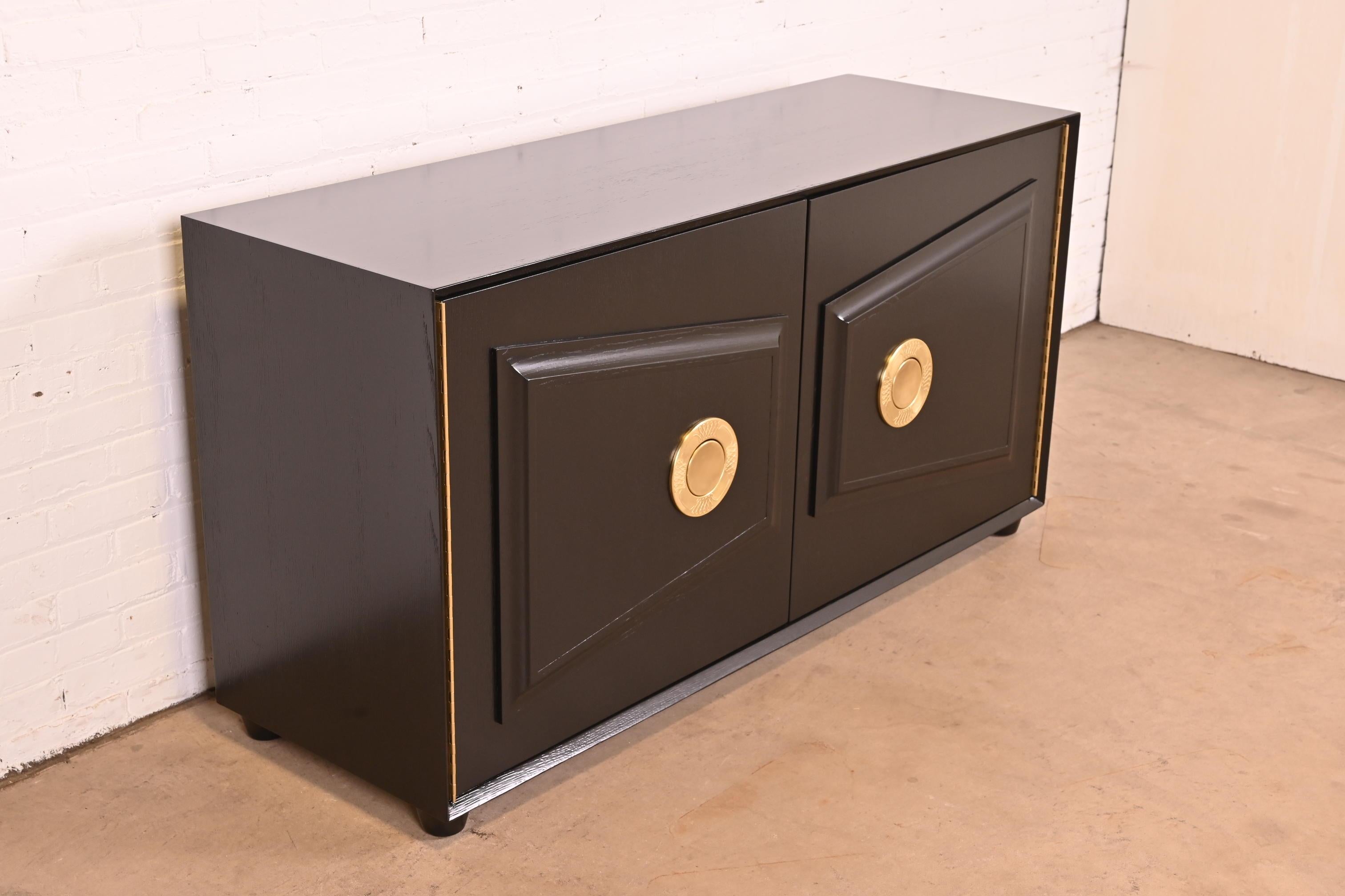 Karpen of California Black Lacquered Sideboard or Bar Cabinet, Newly Refinished In Good Condition For Sale In South Bend, IN