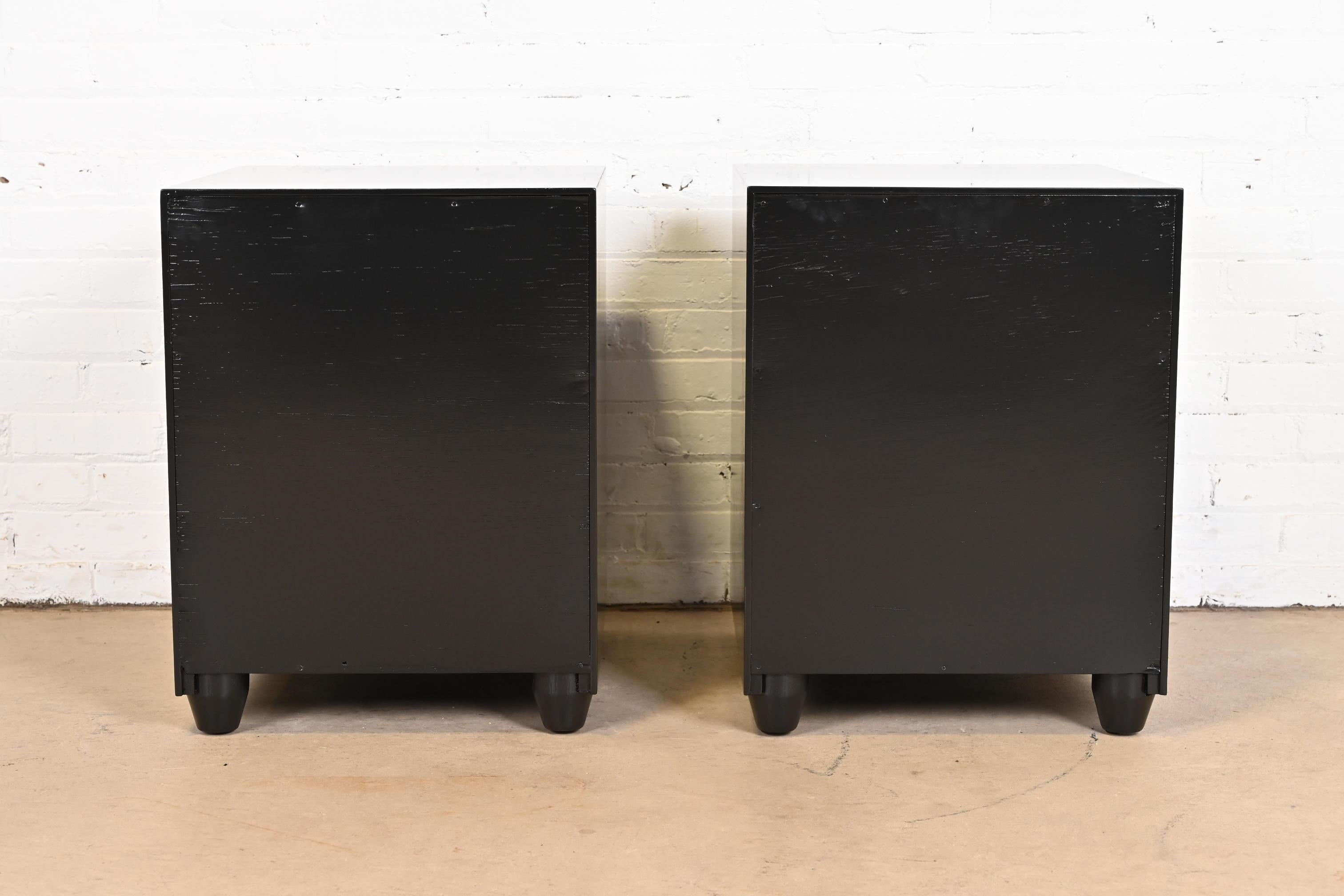 Karpen of California Mid-Century Modern Black Lacquered Nightstands, Refinished 5