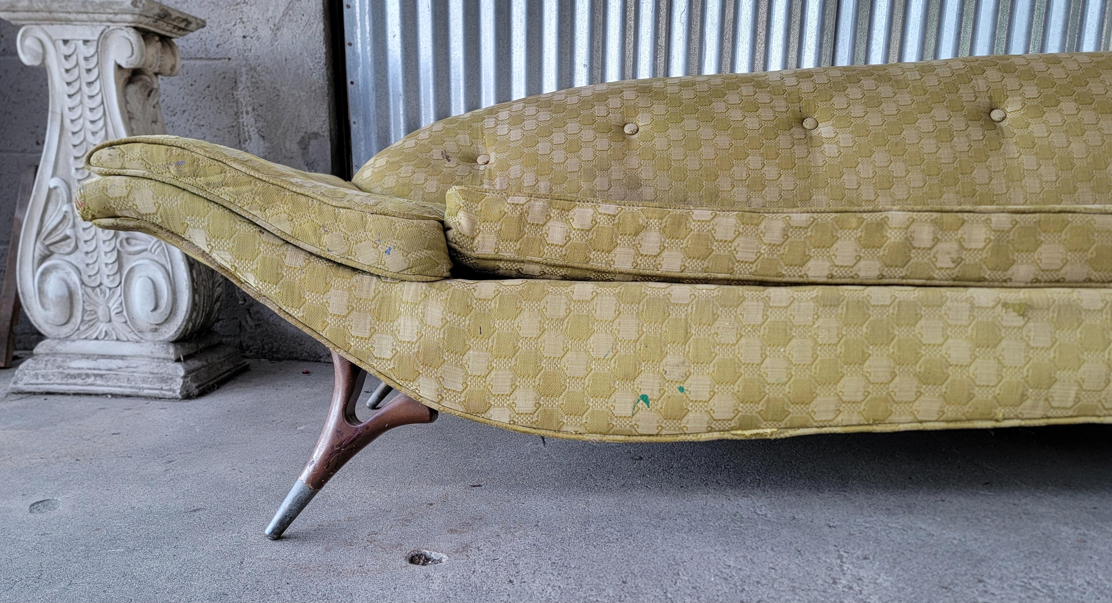 Karpen of California Sofá escultural Góndola Estadounidense en venta