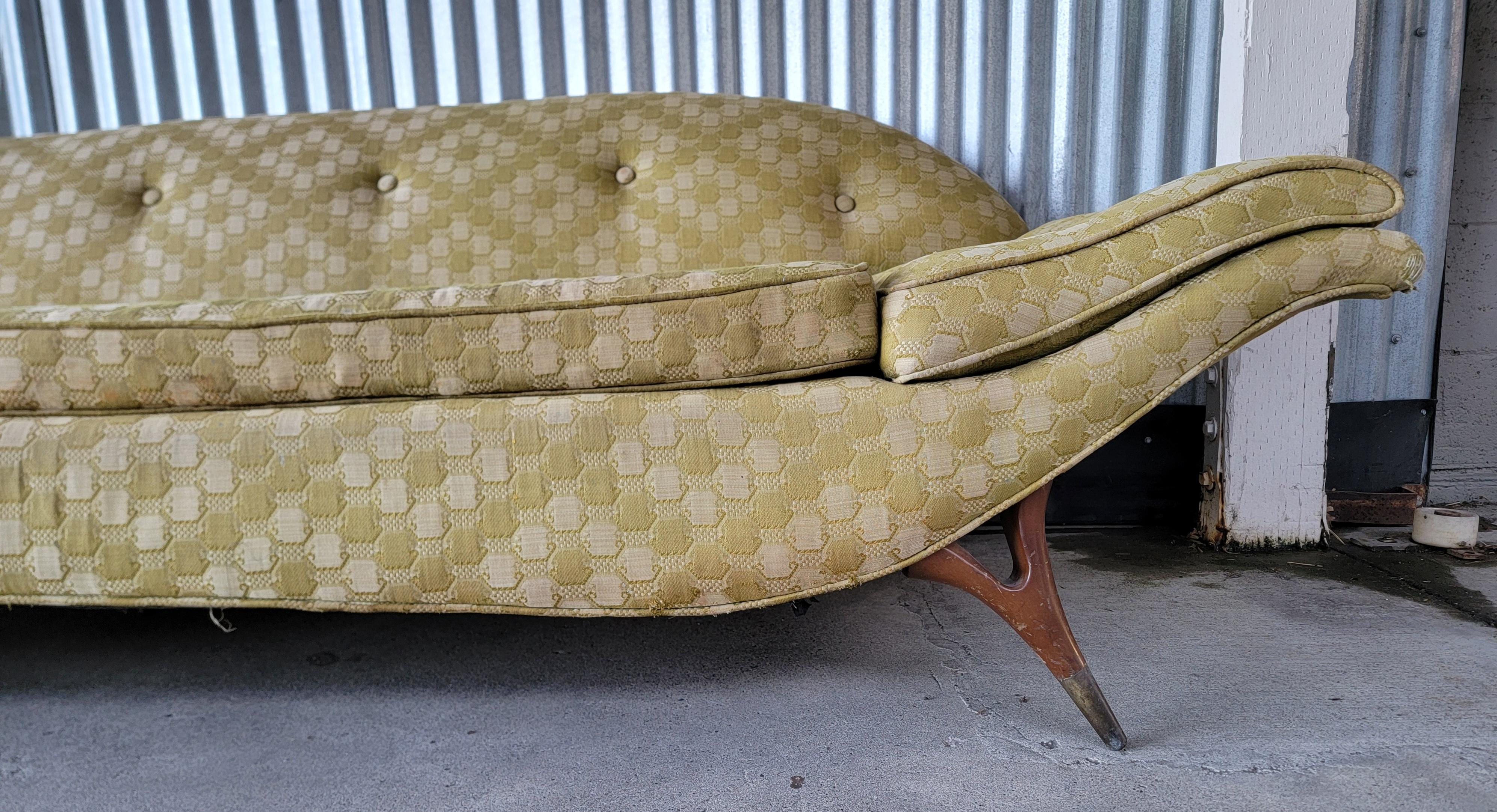 Karpen of California Sofá escultural Góndola en Bastante bueno estado para la venta en Fulton, CA