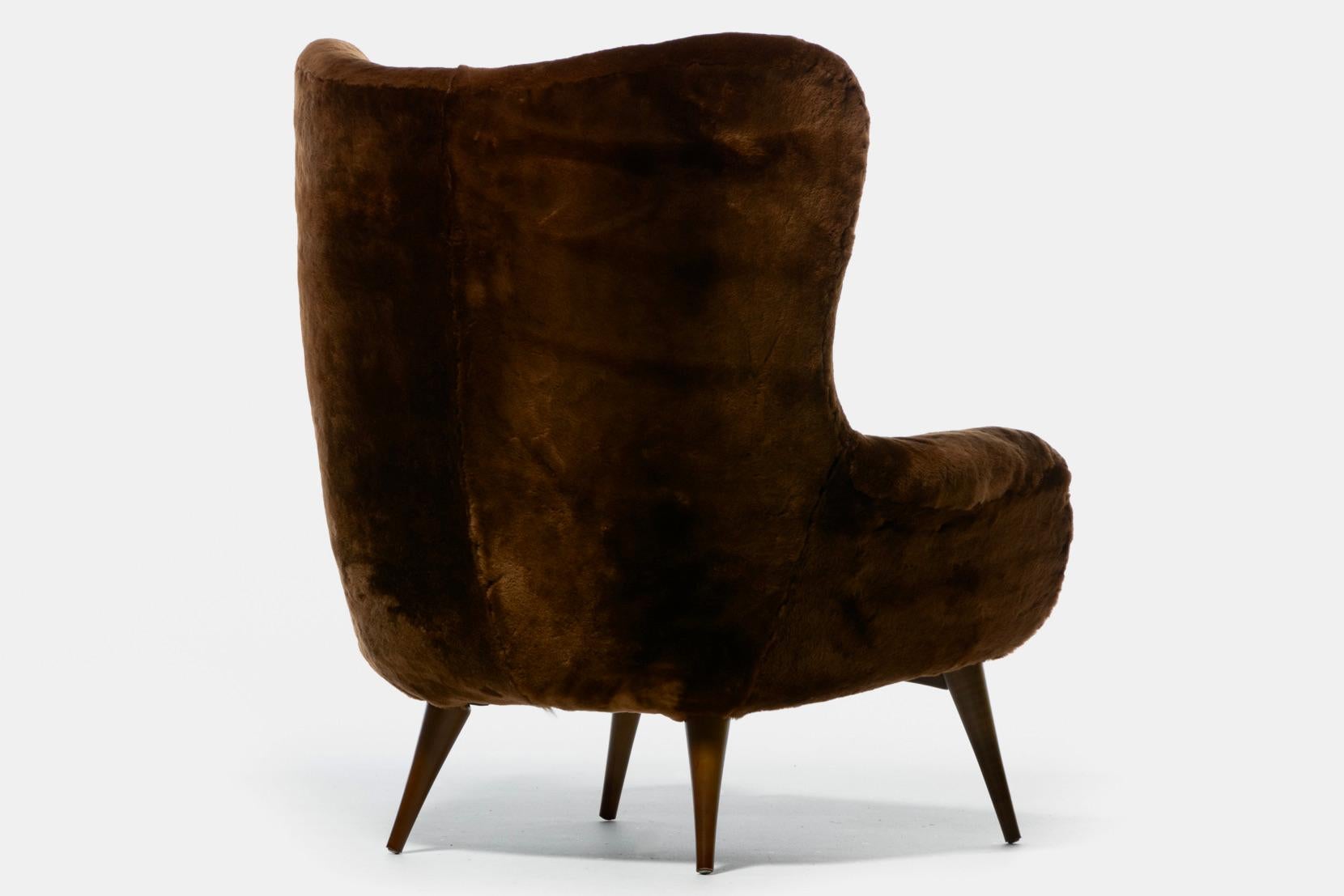 Karpen Wingback Chairs in Luxuriously Soft Milk Chocolate Shearling, circa 1950s For Sale 4