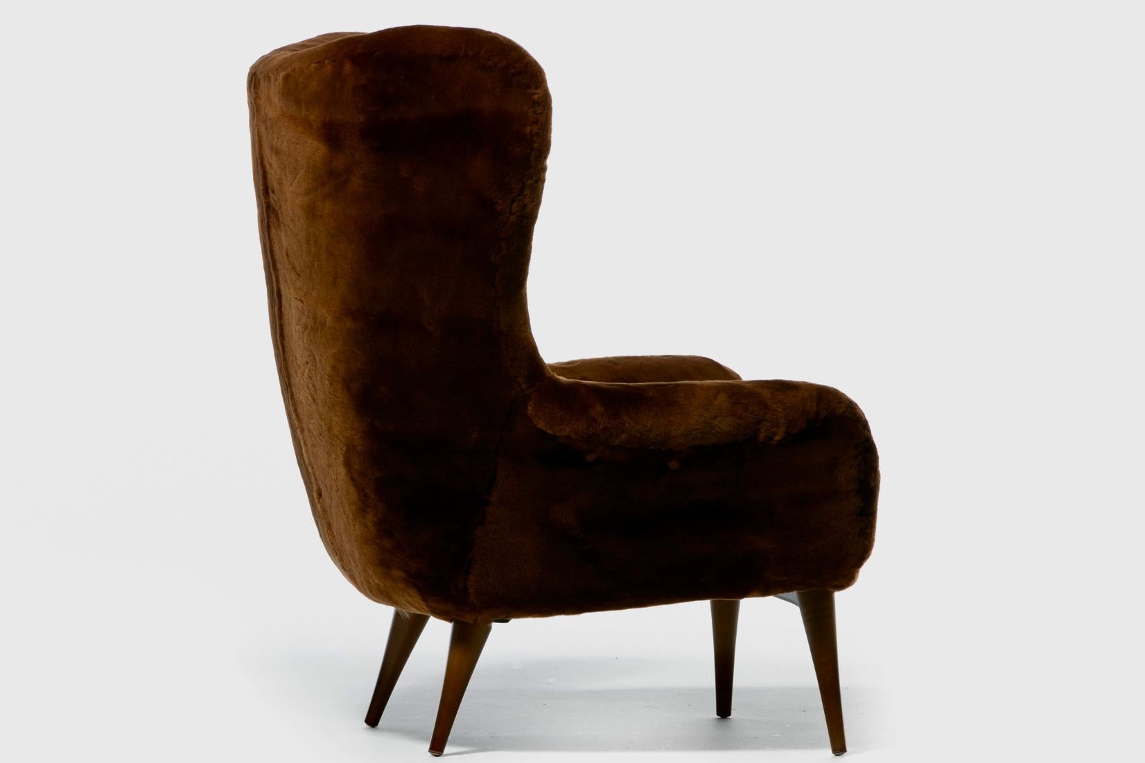 Karpen Wingback Chairs in Luxuriously Soft Milk Chocolate Shearling, circa 1950s For Sale 5