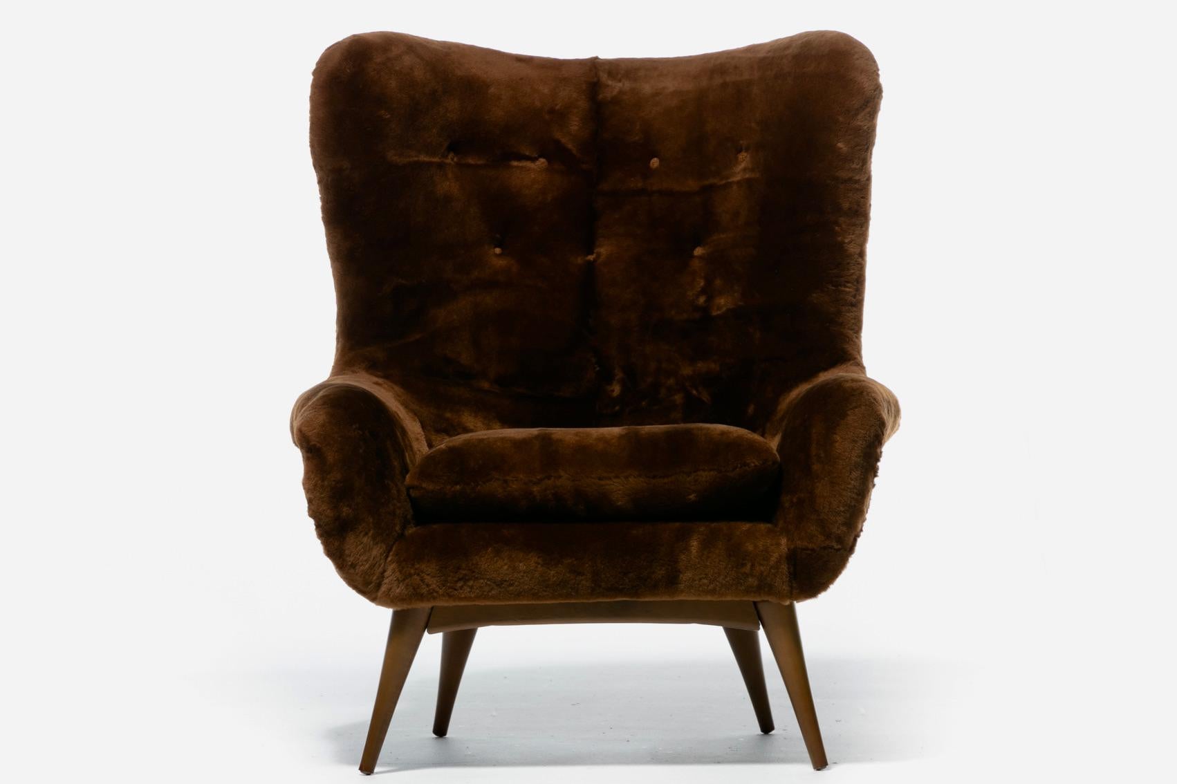 Karpen Wingback Chairs in Luxuriously Soft Milk Chocolate Shearling, circa 1950s For Sale 8