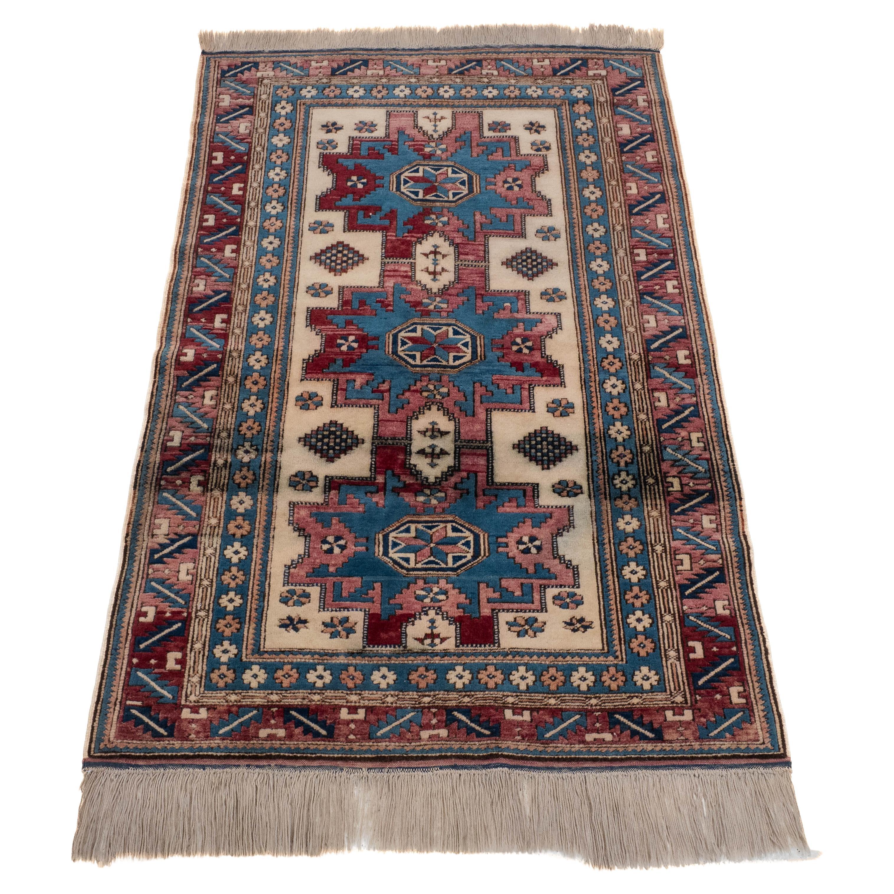 Kars Kazak Türkischer Anatolischer Teppich 6'4"x3'6" (194x107cm Teppich) im Angebot