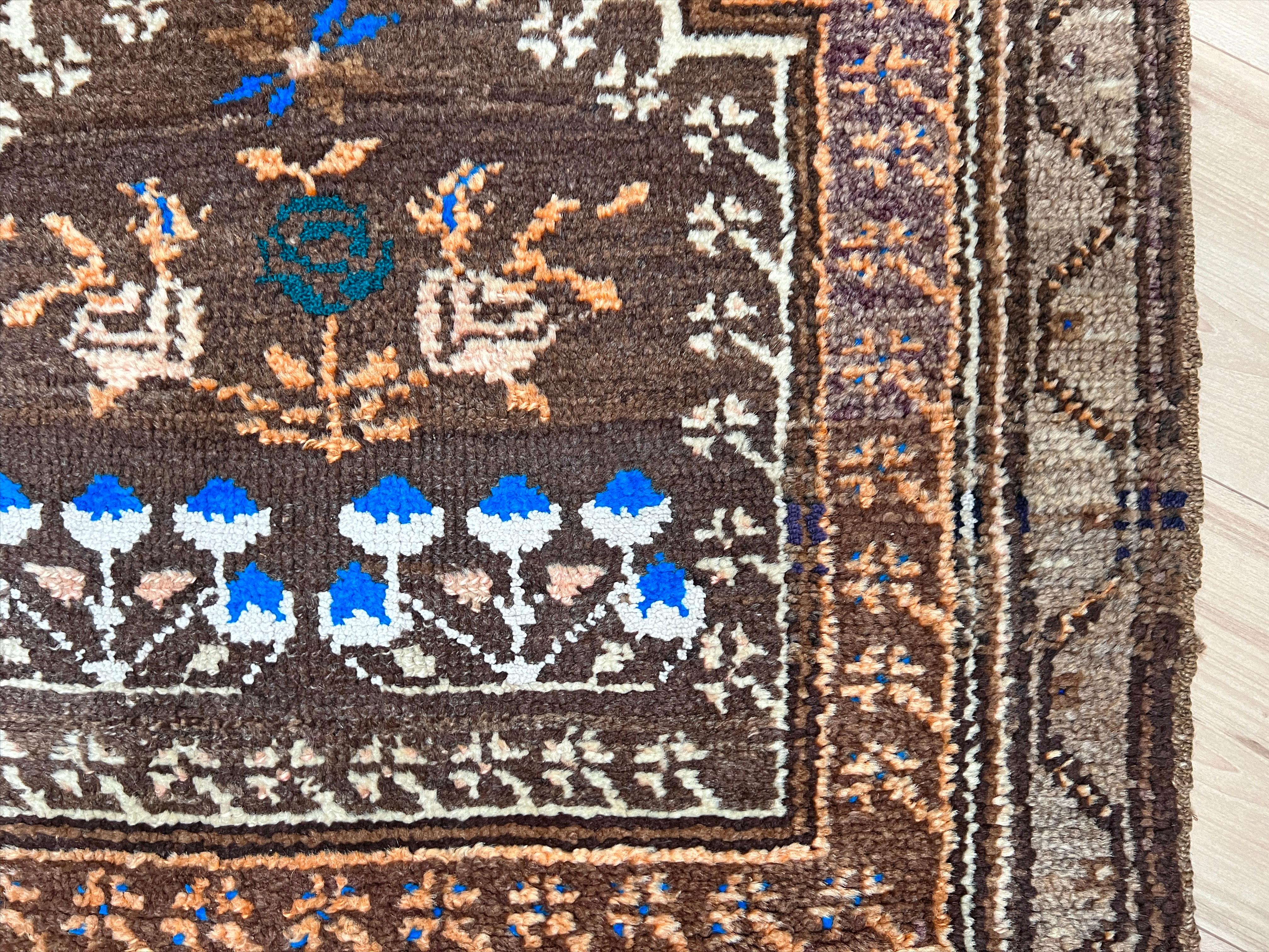 Kars - • Vintage Türkisch Mini Wollteppich - • Handgeknüpfter Akzentteppich - • 2′11″×4′1″ - • 19 (Wolle) im Angebot