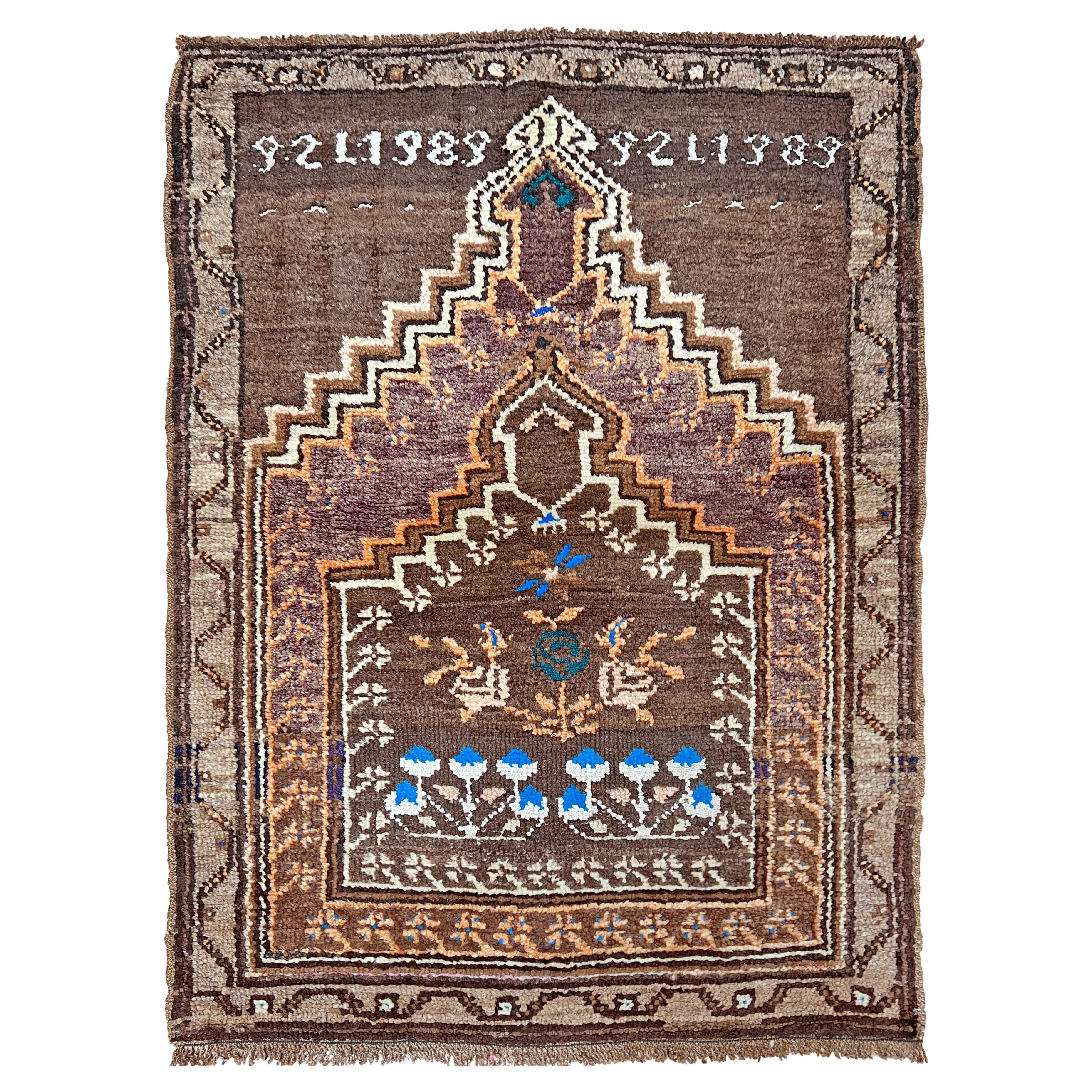 Kars - • Vintage Türkisch Mini Wollteppich - • Handgeknüpfter Akzentteppich - • 2′11″×4′1″ - • 19 im Angebot