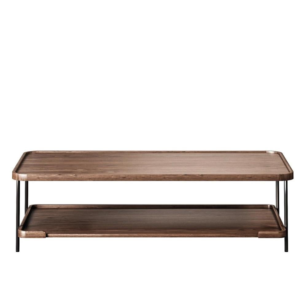 Coffee Table Kart Walnut with each top in solid
ash wood in natural walnut stained finish and with 
metal frame in bronzed finish.