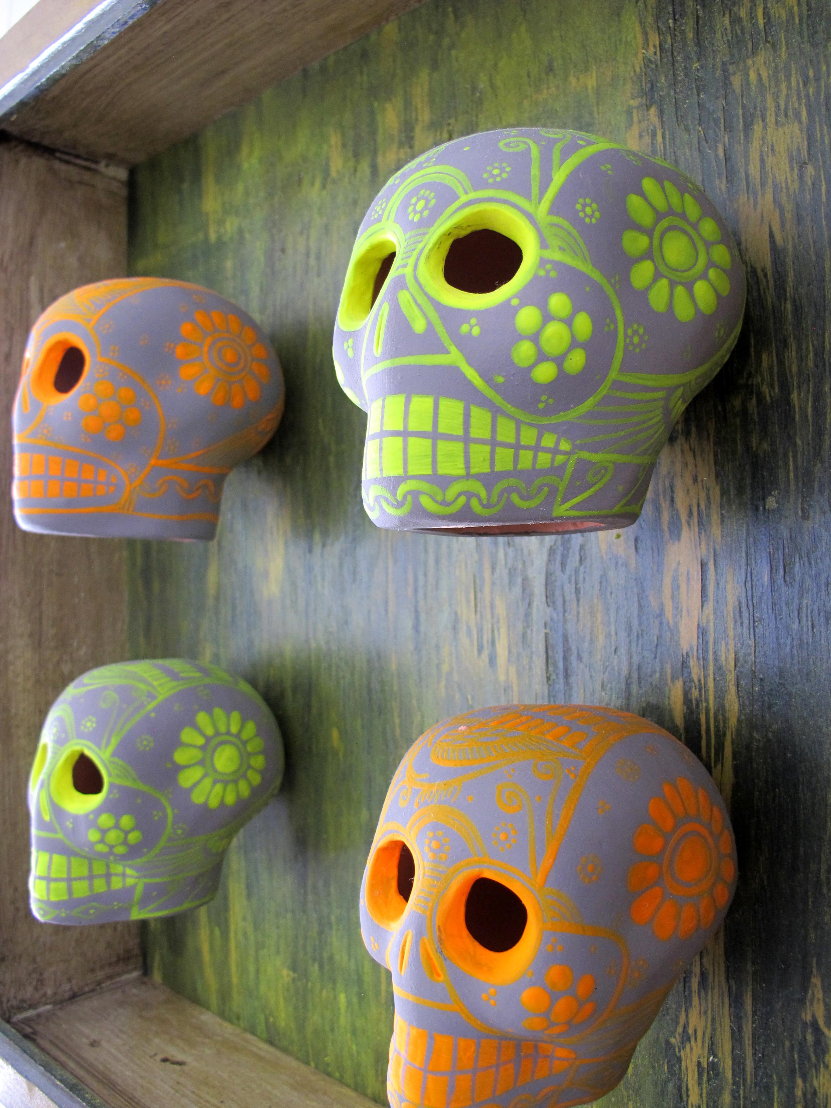 dia de los muertos ceramic skulls
