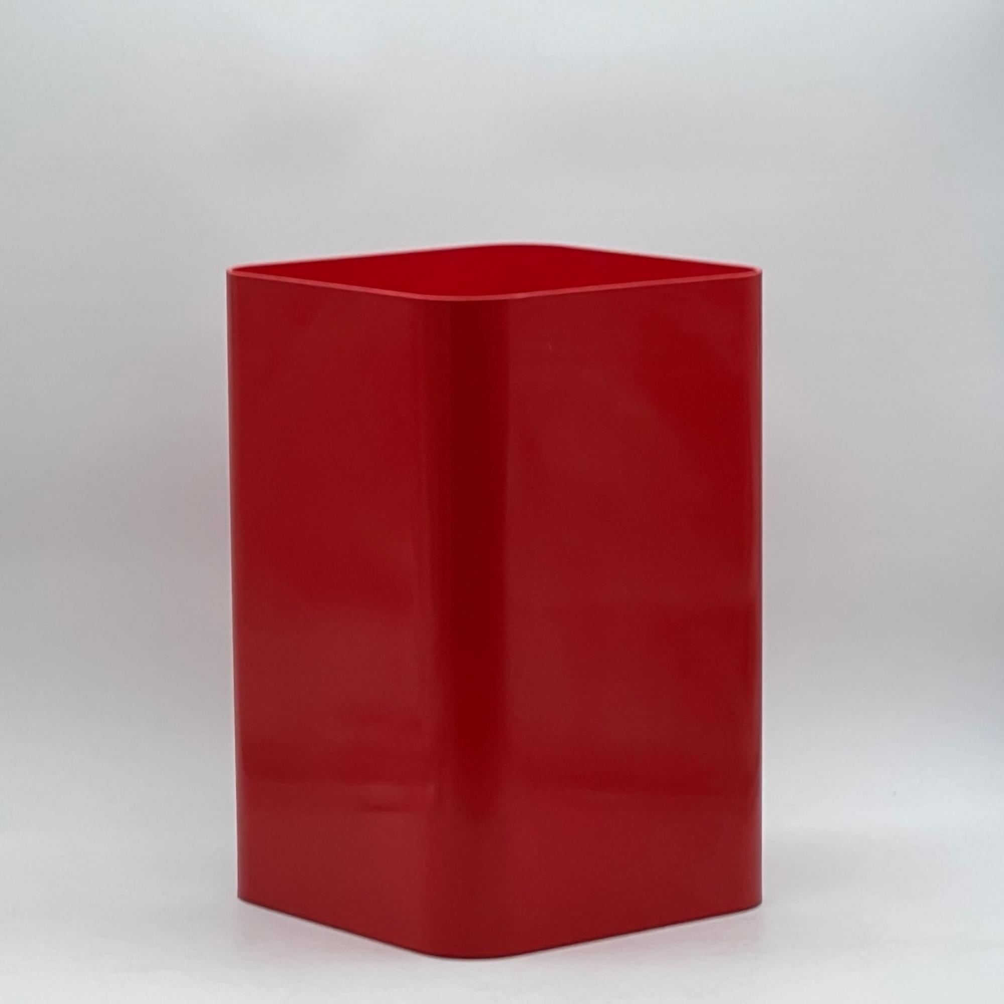 Kartell 4672: Iconic 70s Paper Basket by Ufficio Tecnico-Vibrant Red Glossy  3