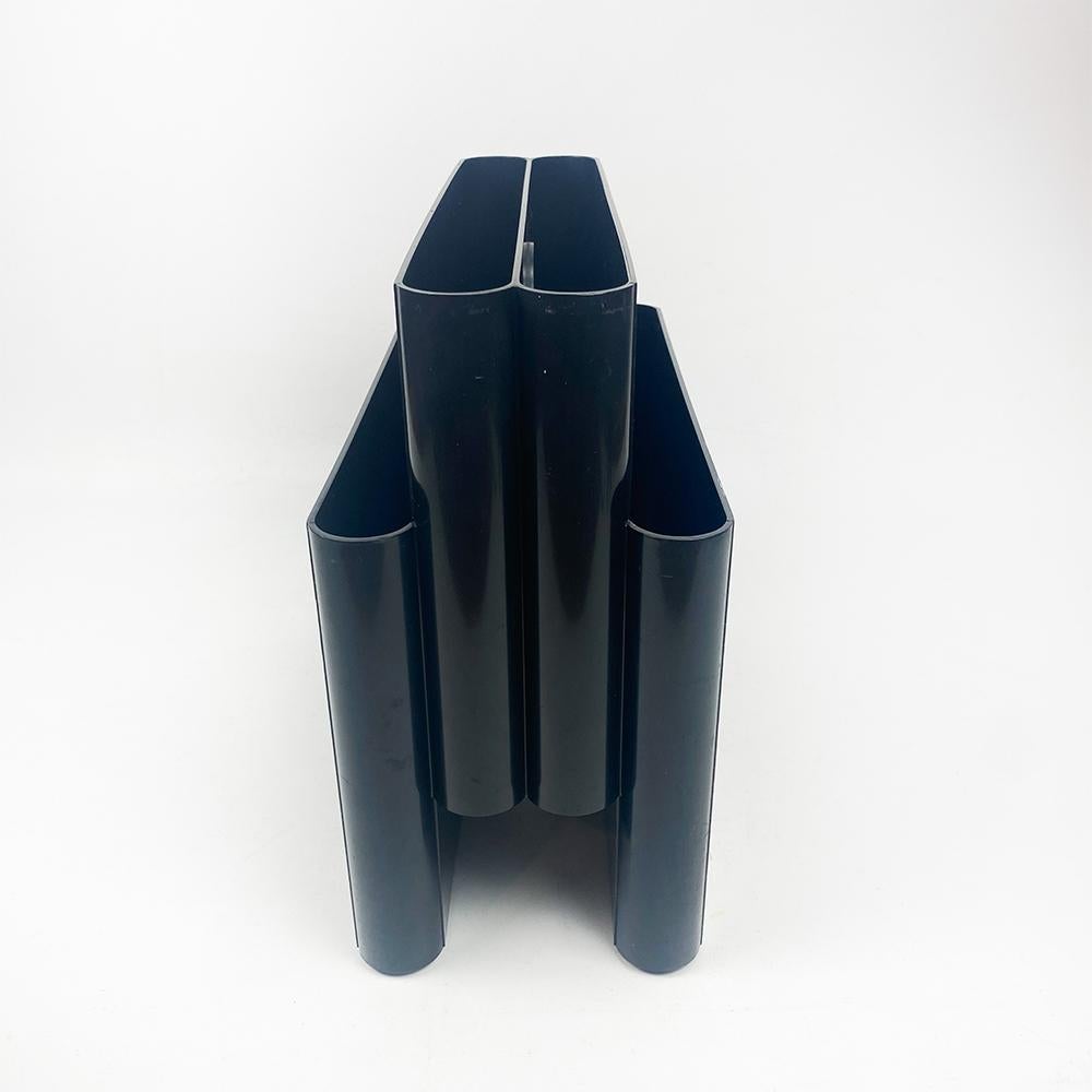 Space Age Kartell 4676 Magazine Rack Designed by Giotto Stoppino in 1971