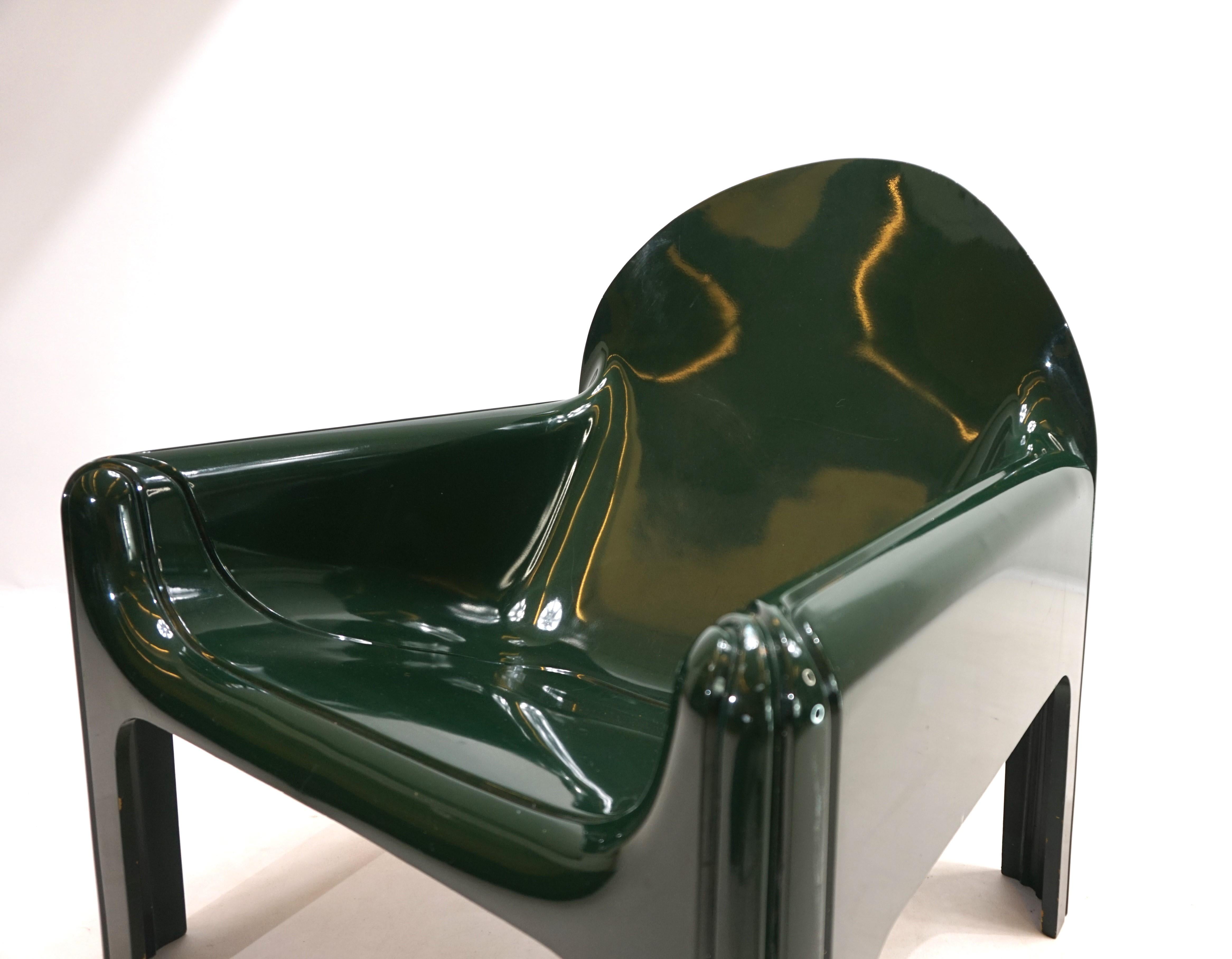 Kartell 4794 plastic armchair by Gae Aulenti, 1972 For Sale 3