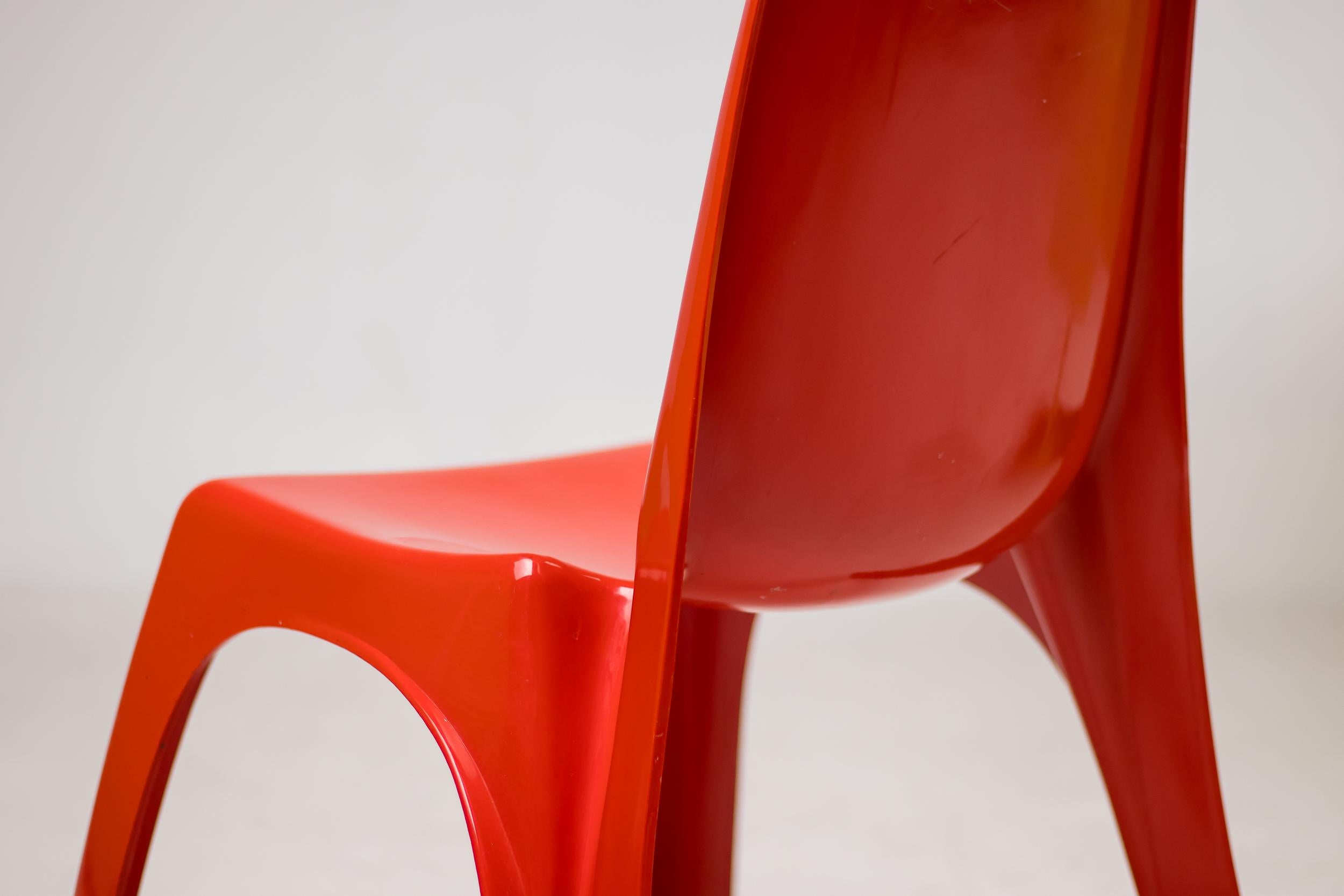 Molded Mid Century Modern Kartell Giorgina Castiglioni 4850 Red Plastic Chair 1965 For Sale