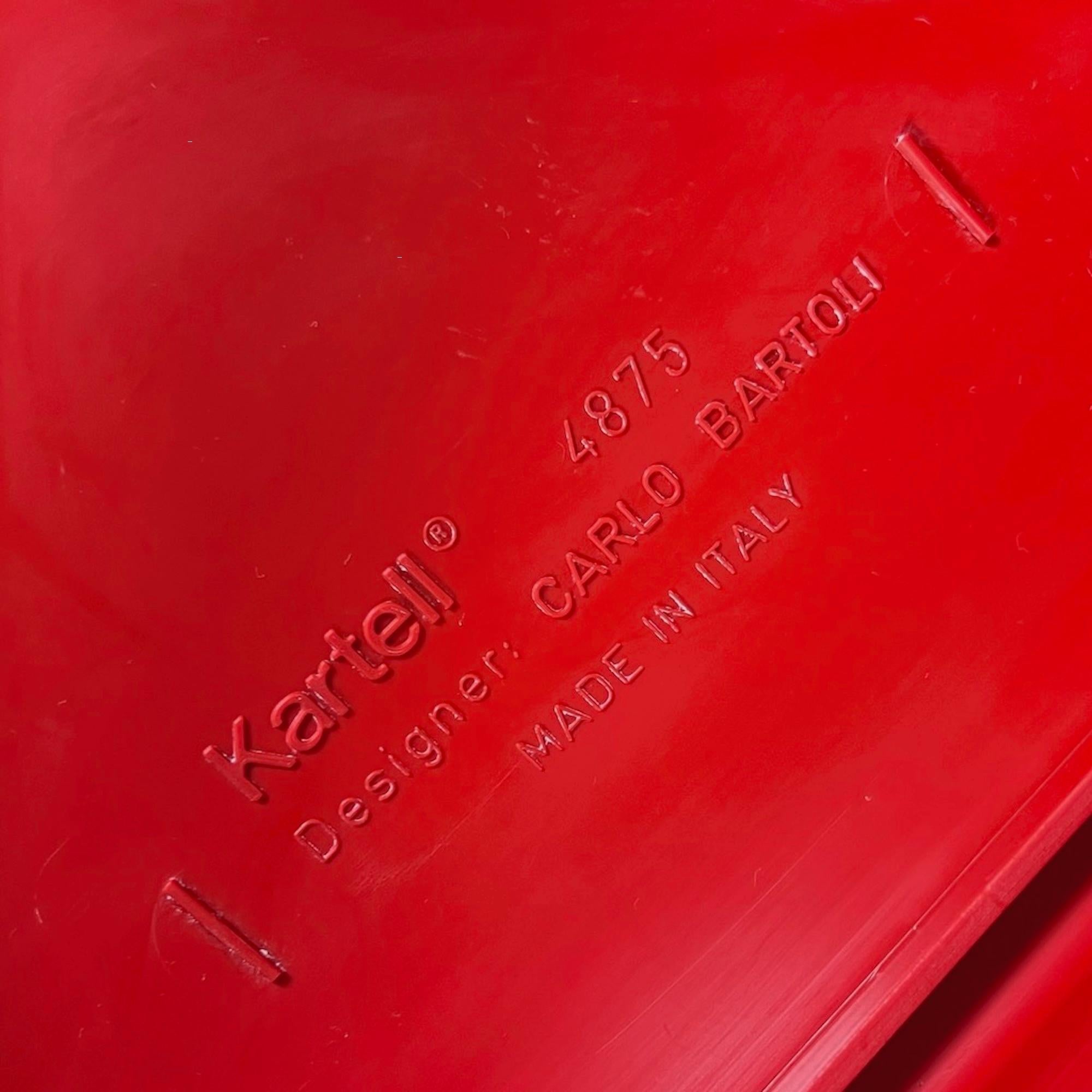 Fine XX secolo Sedia Kartell 4875 di Carlo Bartoli in rosso lucido, edizione anni '80