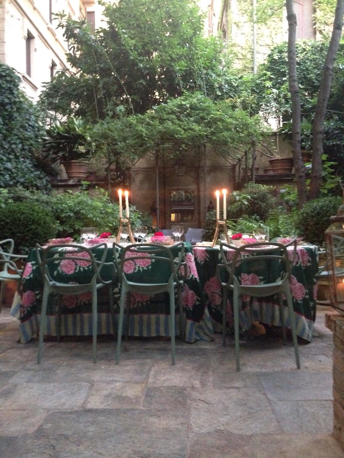 Kartell Abbracciaio Candelabra in Chrome In New Condition In Brooklyn, NY