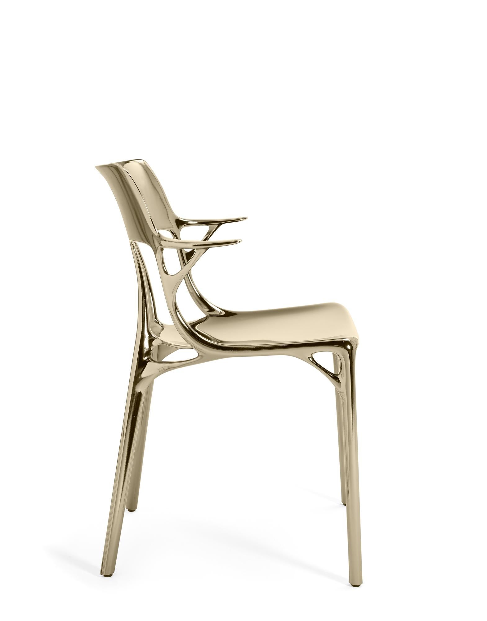 italien Ensemble de 2 chaises Kartell AI en bronze créées par l'intelligence artificielle en vente