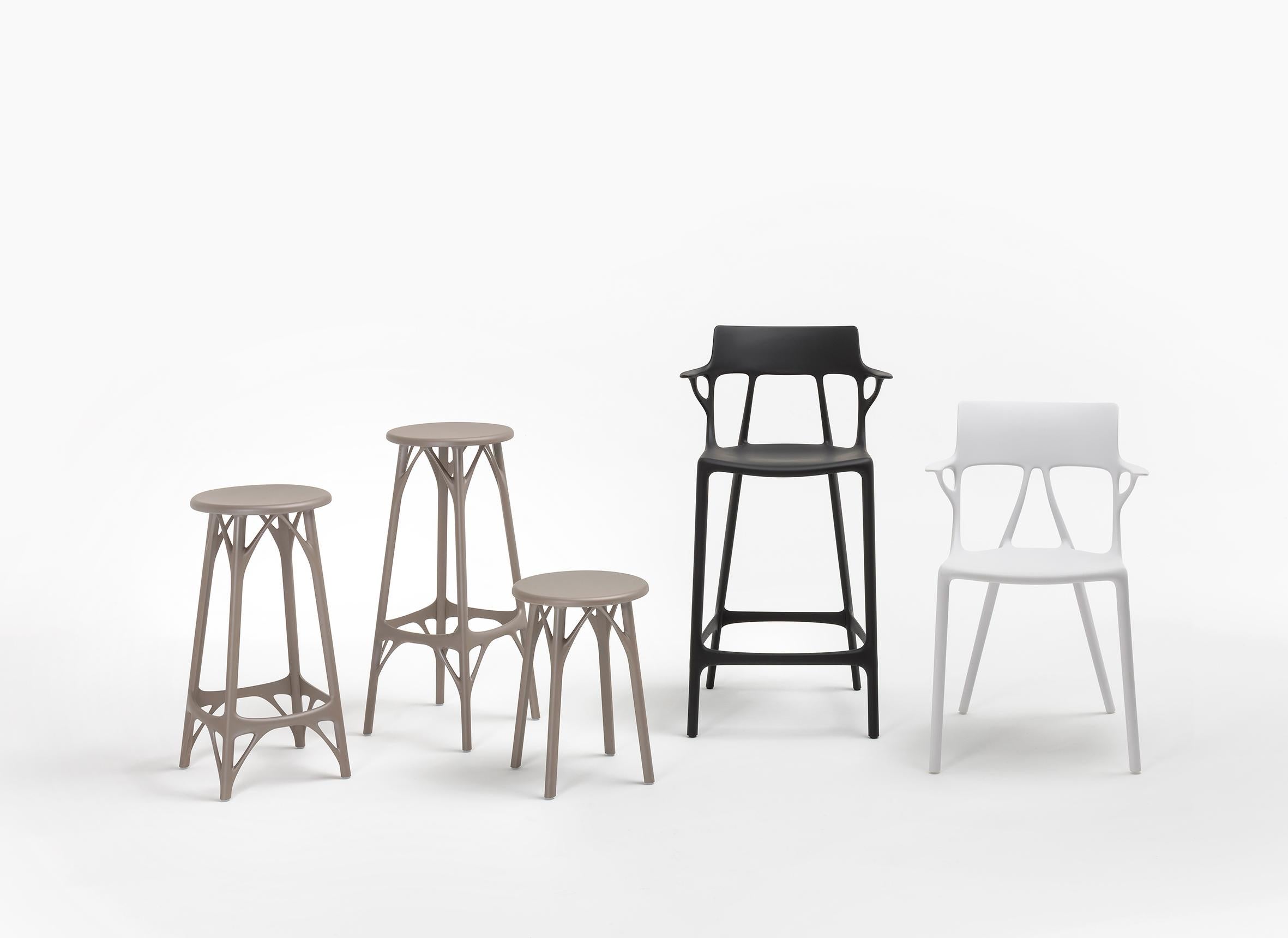A stool made from recycled material for maximum sustainability. A.I. stool light is sustainable in materials and production process and is the result of thorough optimisation: three models can be made from the same mould, meaning that even