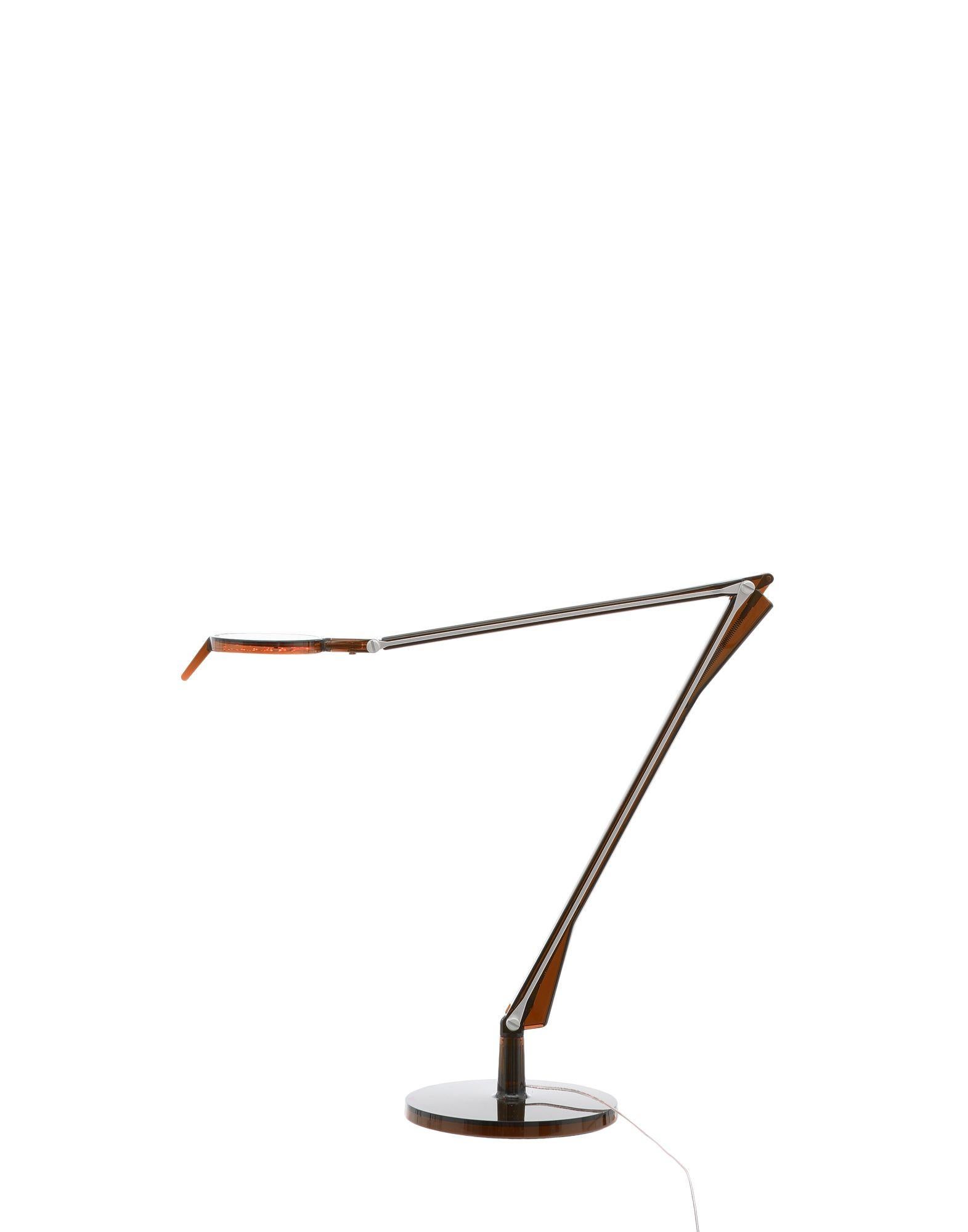 Kartell Aledin Dec Desk Lamp in Amber by Alberto e Francesco Meda In New Condition For Sale In Brooklyn, NY