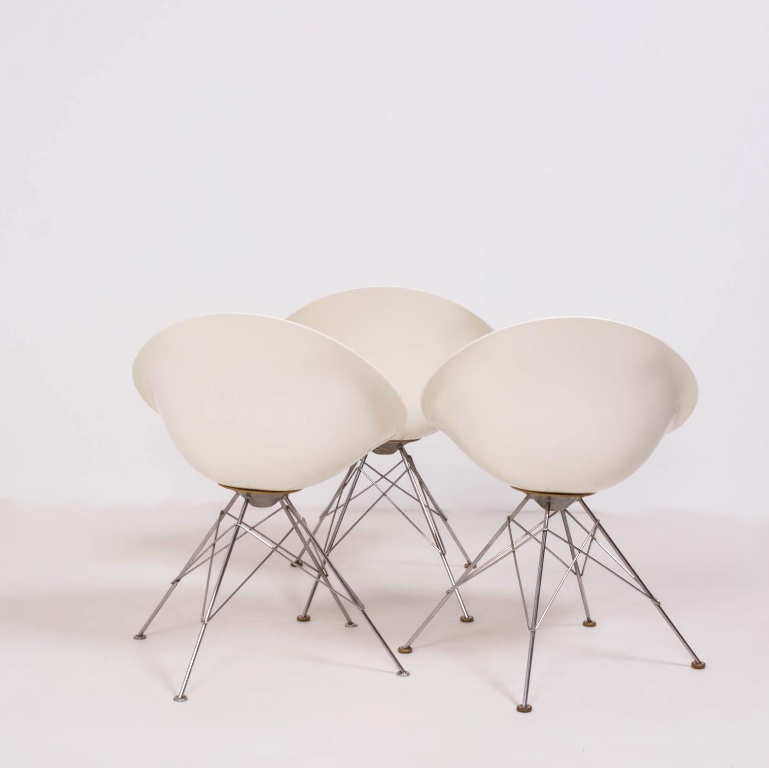 Kartell by Philippe Starck Modern Ero/S White Dining Chair In Good Condition For Sale In London, GB