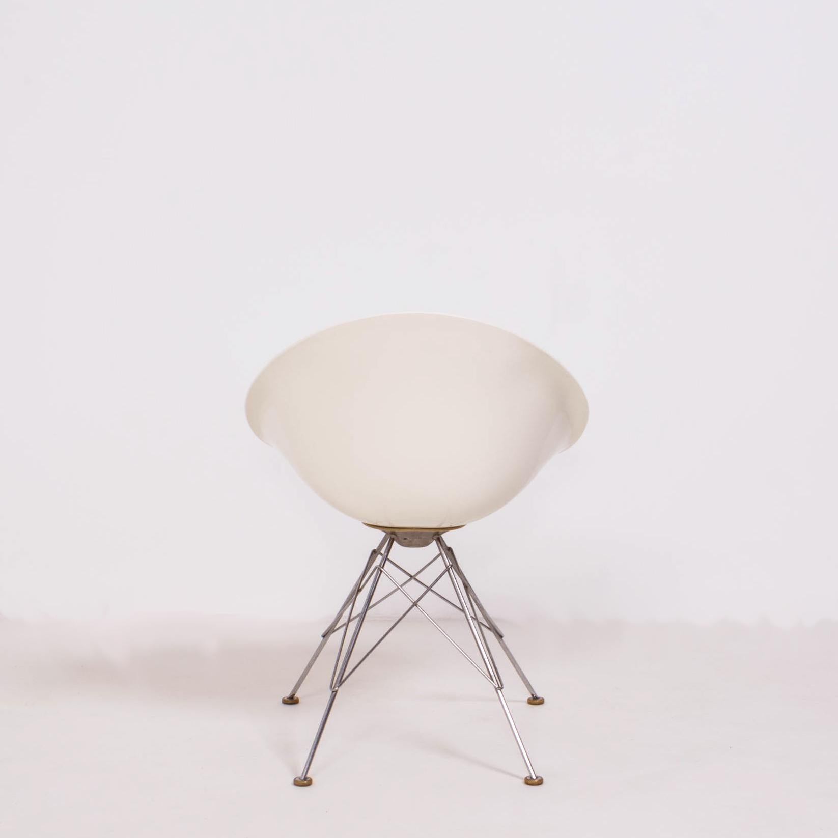 Steel Kartell by Philippe Starck Modern Ero/S White Dining Chair For Sale