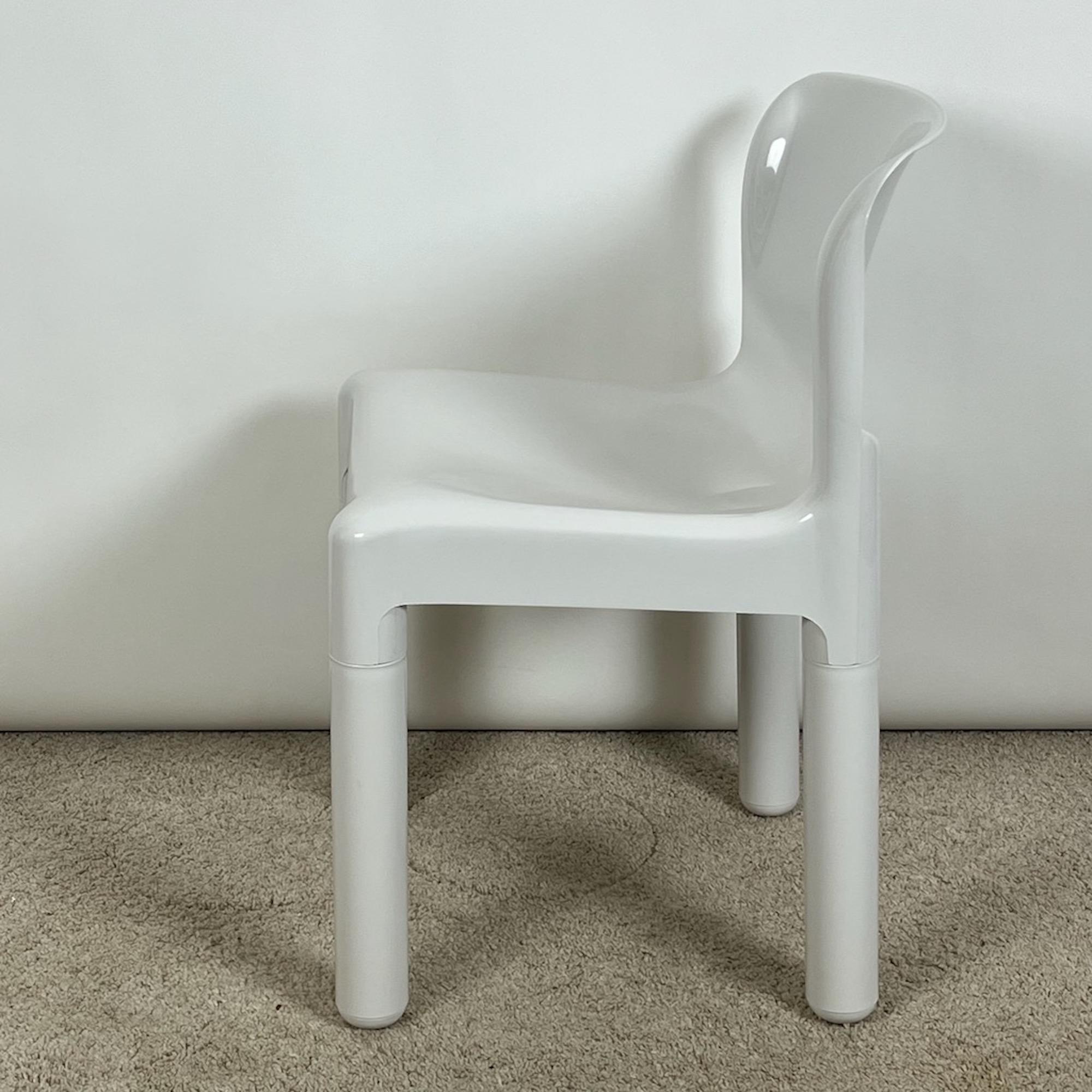 Industrial Kartell Chair Model 4875 by Carlo Bartoli - Glossy White - Italy, 1970s For Sale