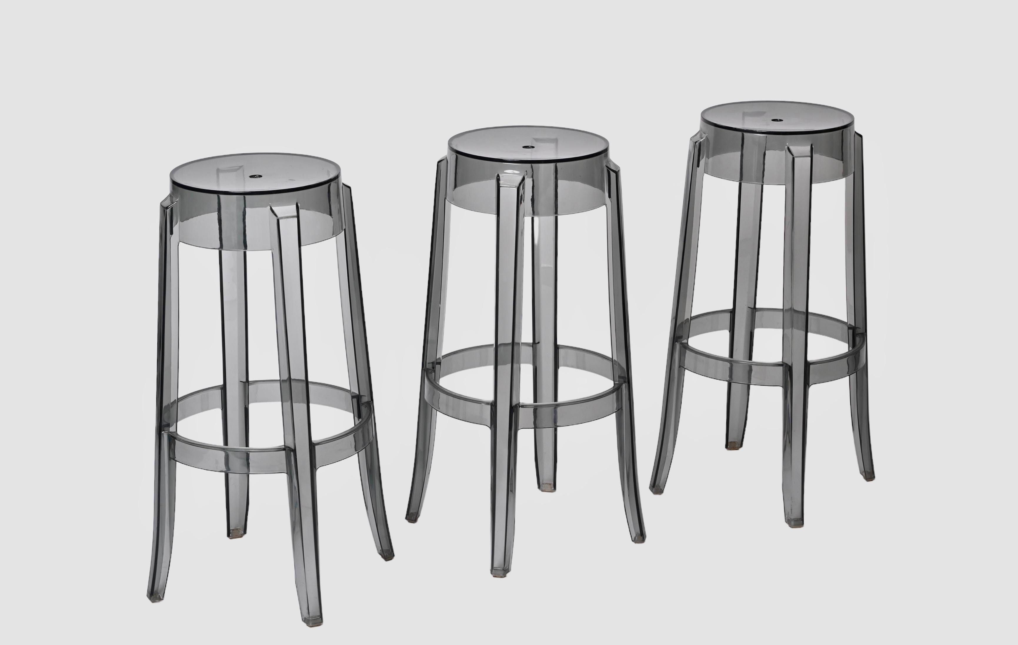 Kartell Charles Ghost Large Stools in Smoke Grey by Philippe Starck, Italy For Sale 5