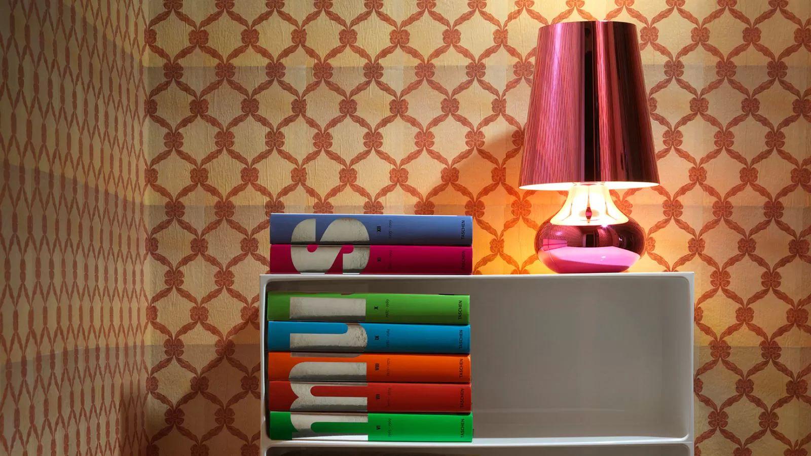 Lampada Kartell Cindy in blu di Ferruccio Laviani 1