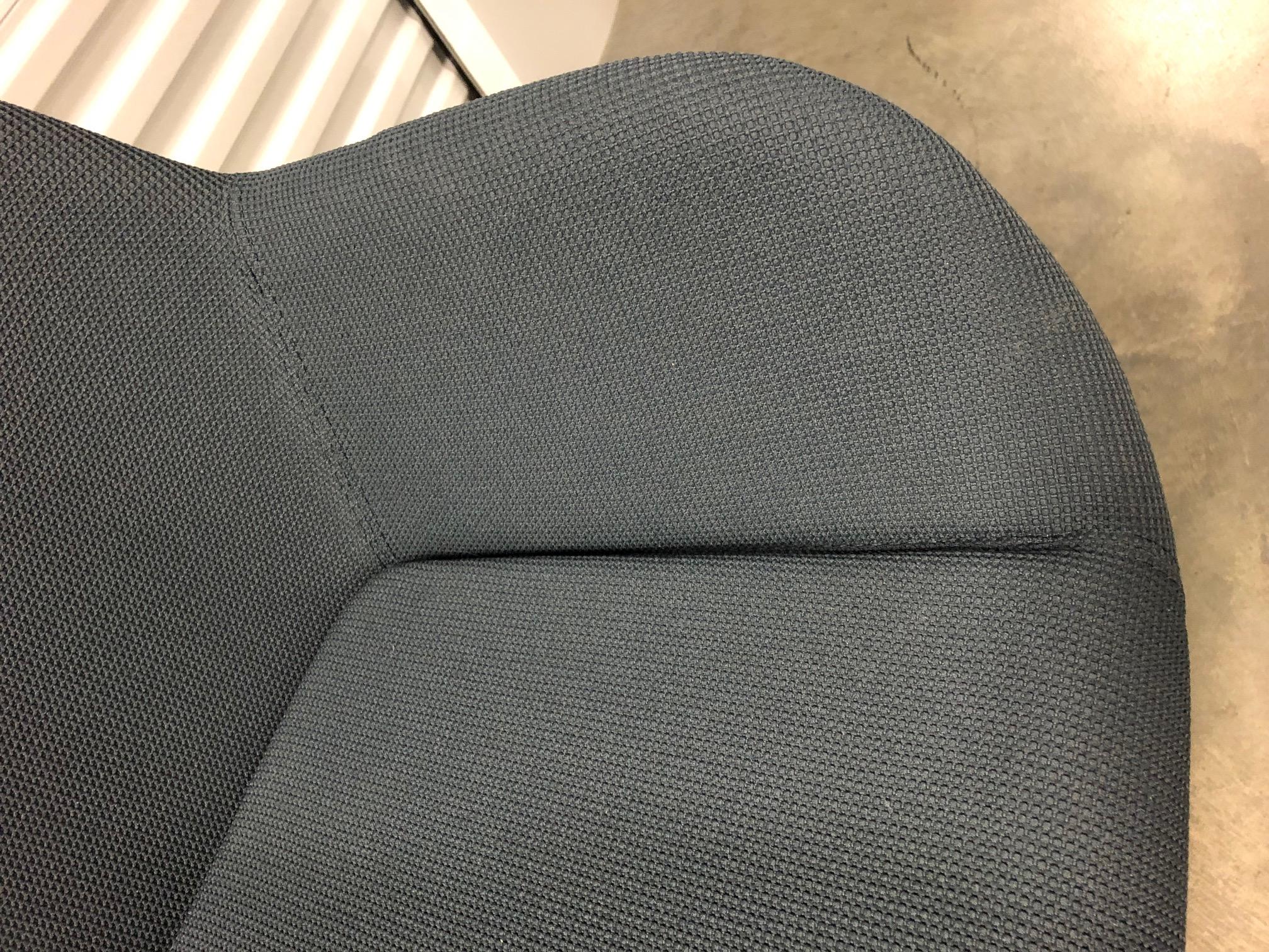 Grauer gepolsterter Clap Chair:: Patricia Urquiola für Kartell im Zustand „Gut“ in Tulsa, OK