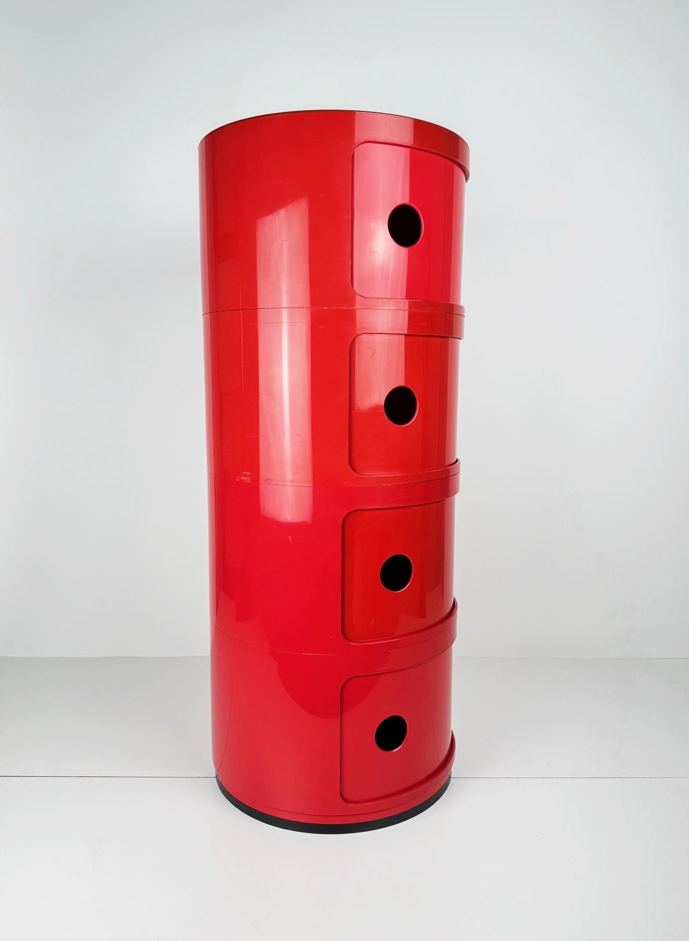Italian Kartell Componibili 7452:  4-Tier in Red by Anna Castelli 1970-1979