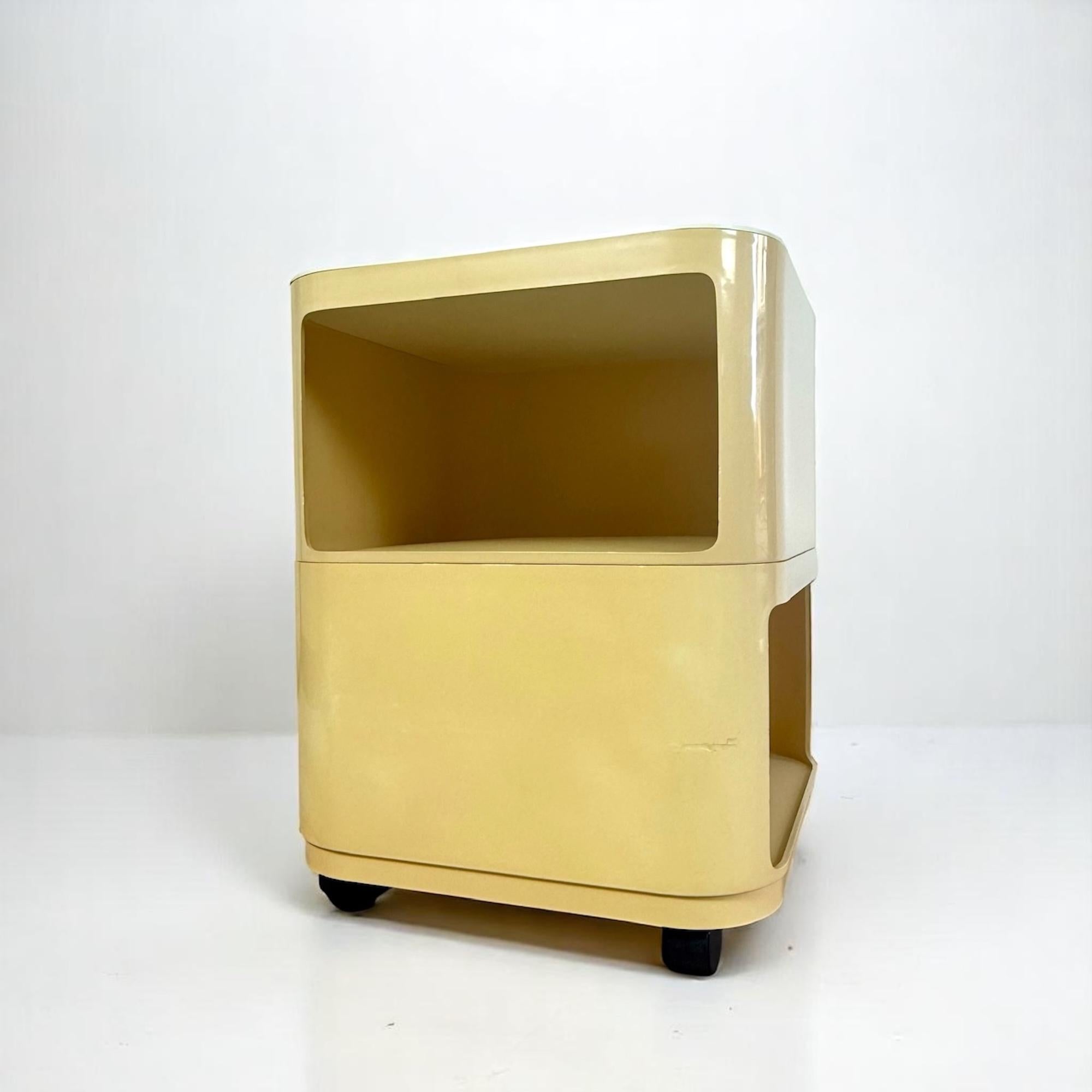 Kartell 'Componibili' Square-Base Serving Trolley / Table Model 4970, 1960s 2