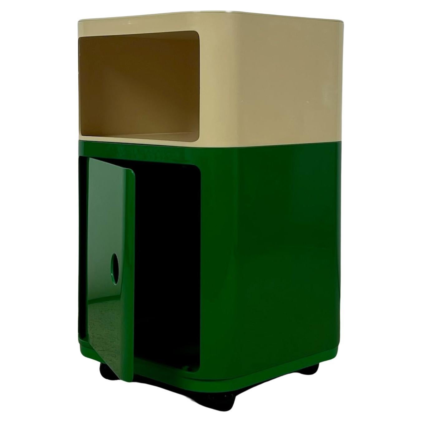 Modules d'armoires à base carrée 'Componibili' de Kartell en vert et blanc, 1960s