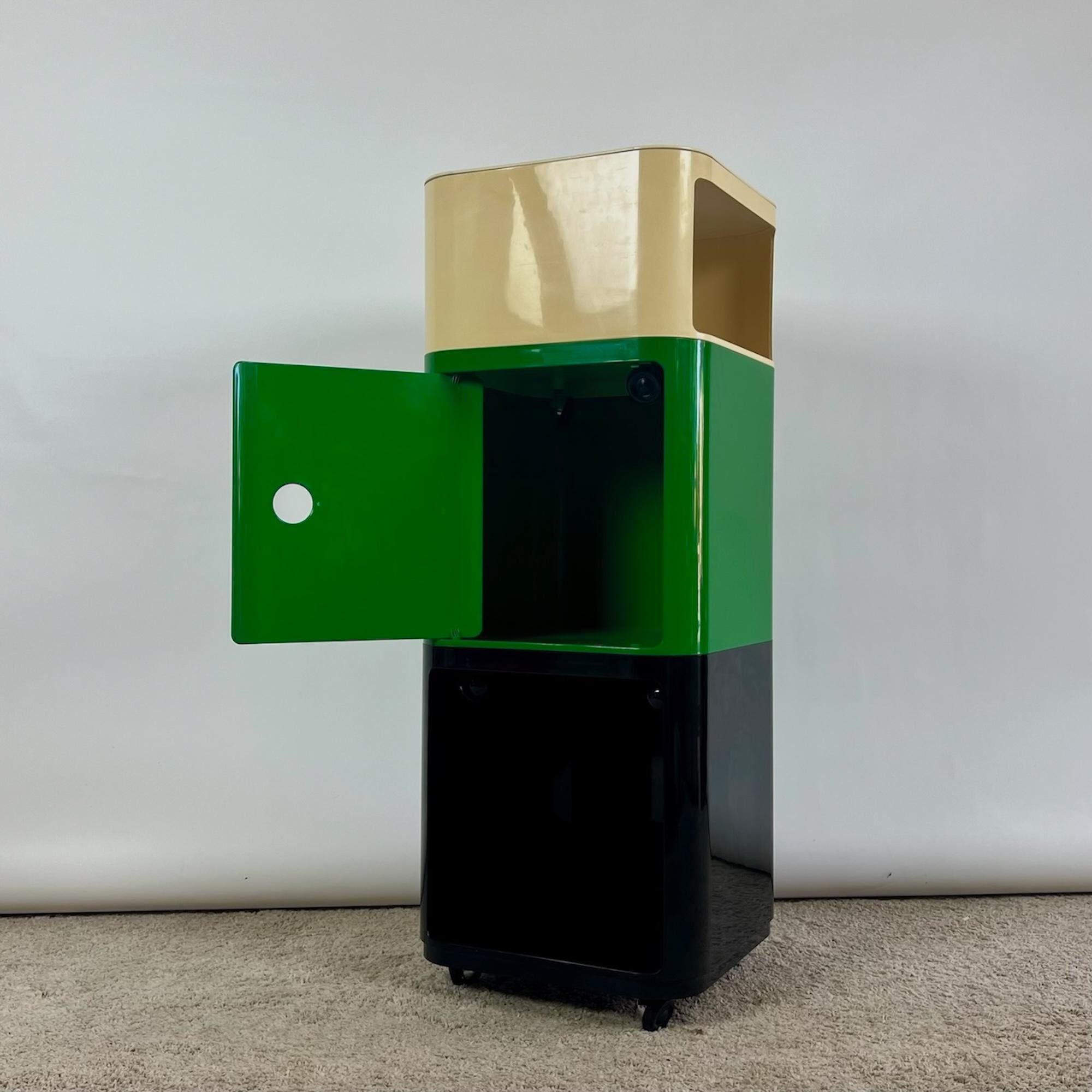 Mid-20th Century Kartell 'Componibili' Square Based Modules in green black and white, 1960s