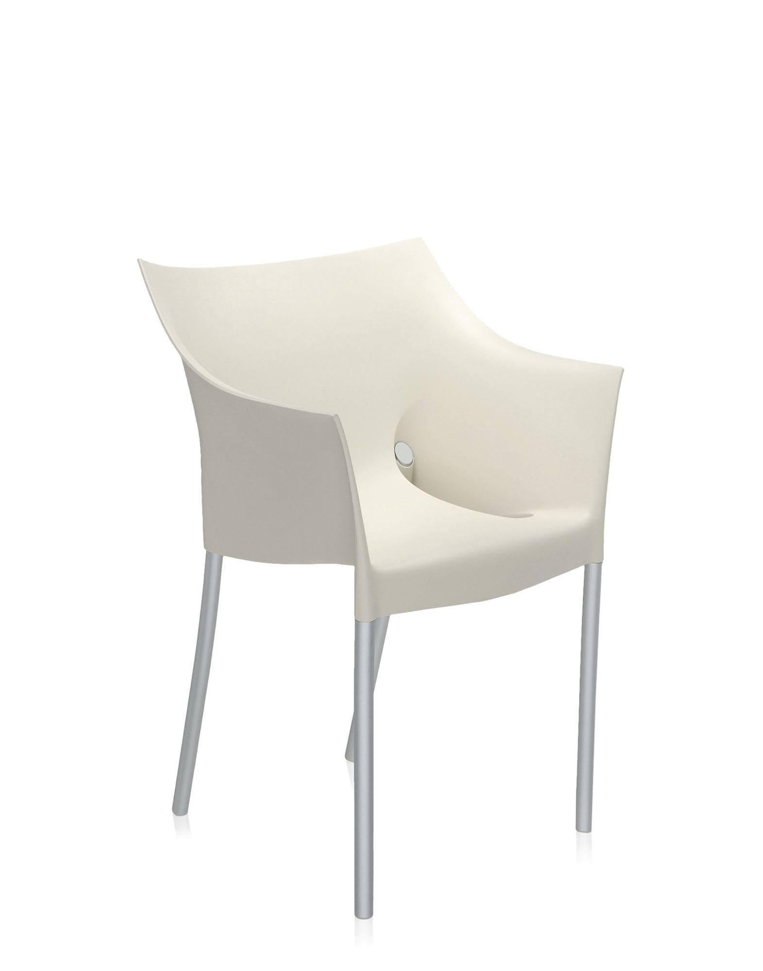 The Dr. NO small armchair is a Kartell classic, known for its perfect combination of functionality and beauty. Dr. NO is not affected by temperature changes, is stackable up to four elements and characterised by its enveloping comfortable seat,