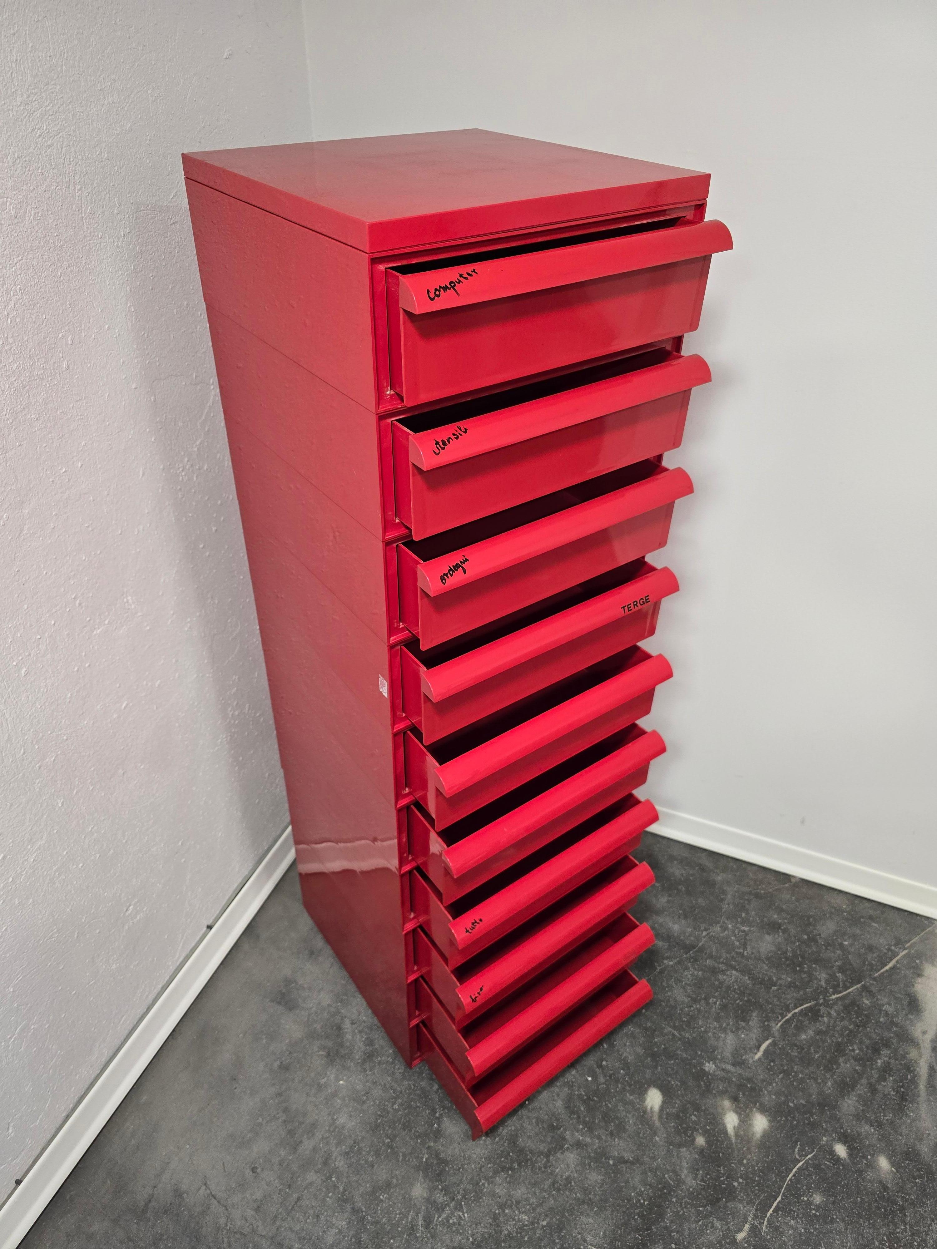Cassettiere Kartell di Simon Fussel 1970s in vendita 3