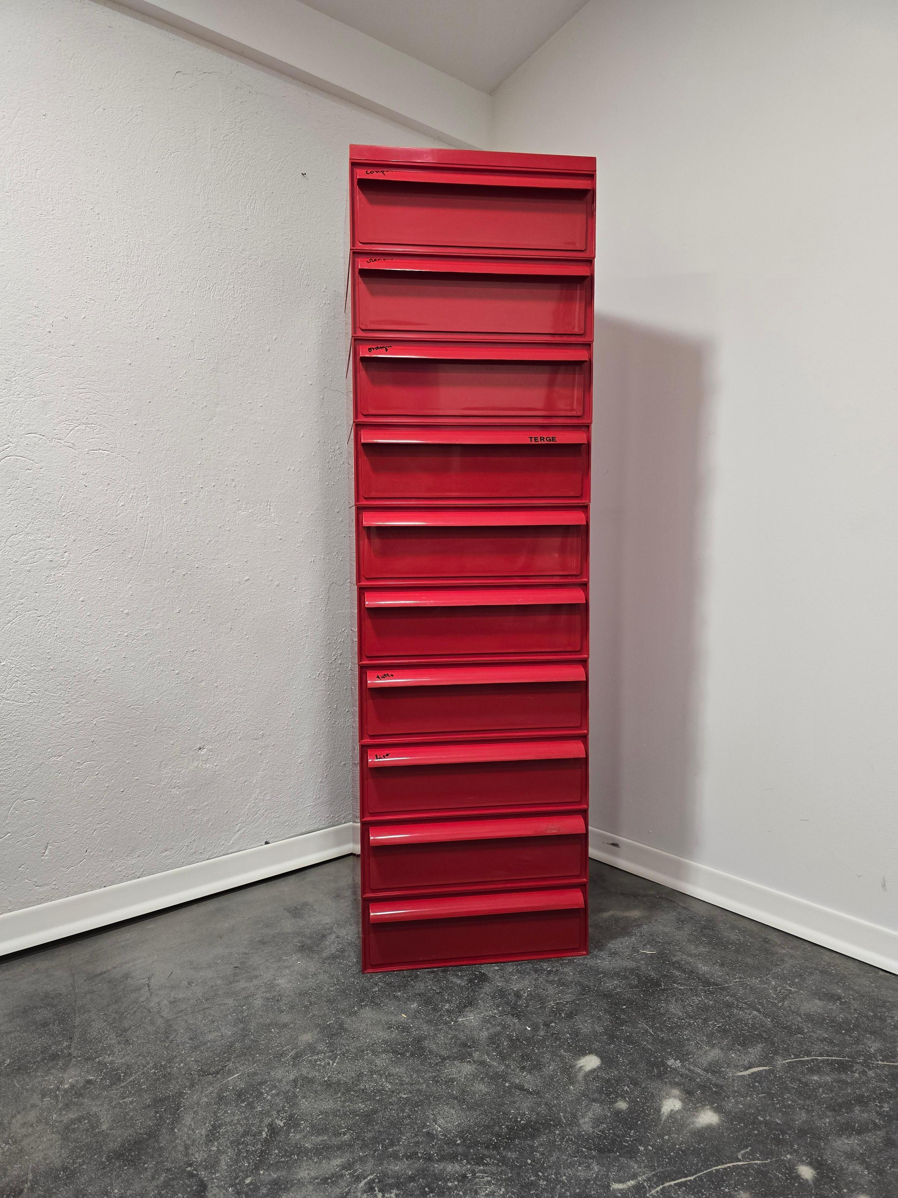 Mid-Century moderno Cassettiere Kartell di Simon Fussel 1970s in vendita