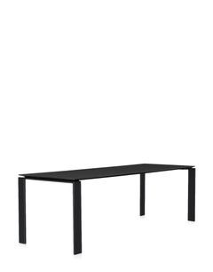 Kartell Four Table Soft Touch en noir/noir par Ferruccio Laviani