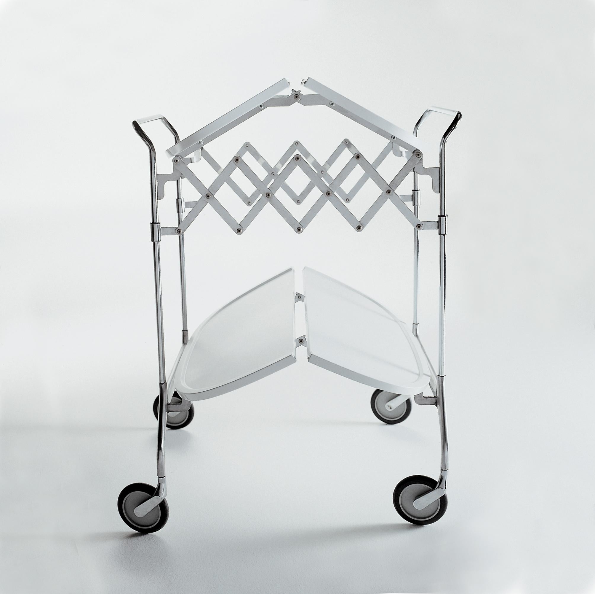 italien Chariot Kartell Gastone blanc en blanc par Antonio Citterio et Oliver Löw en vente