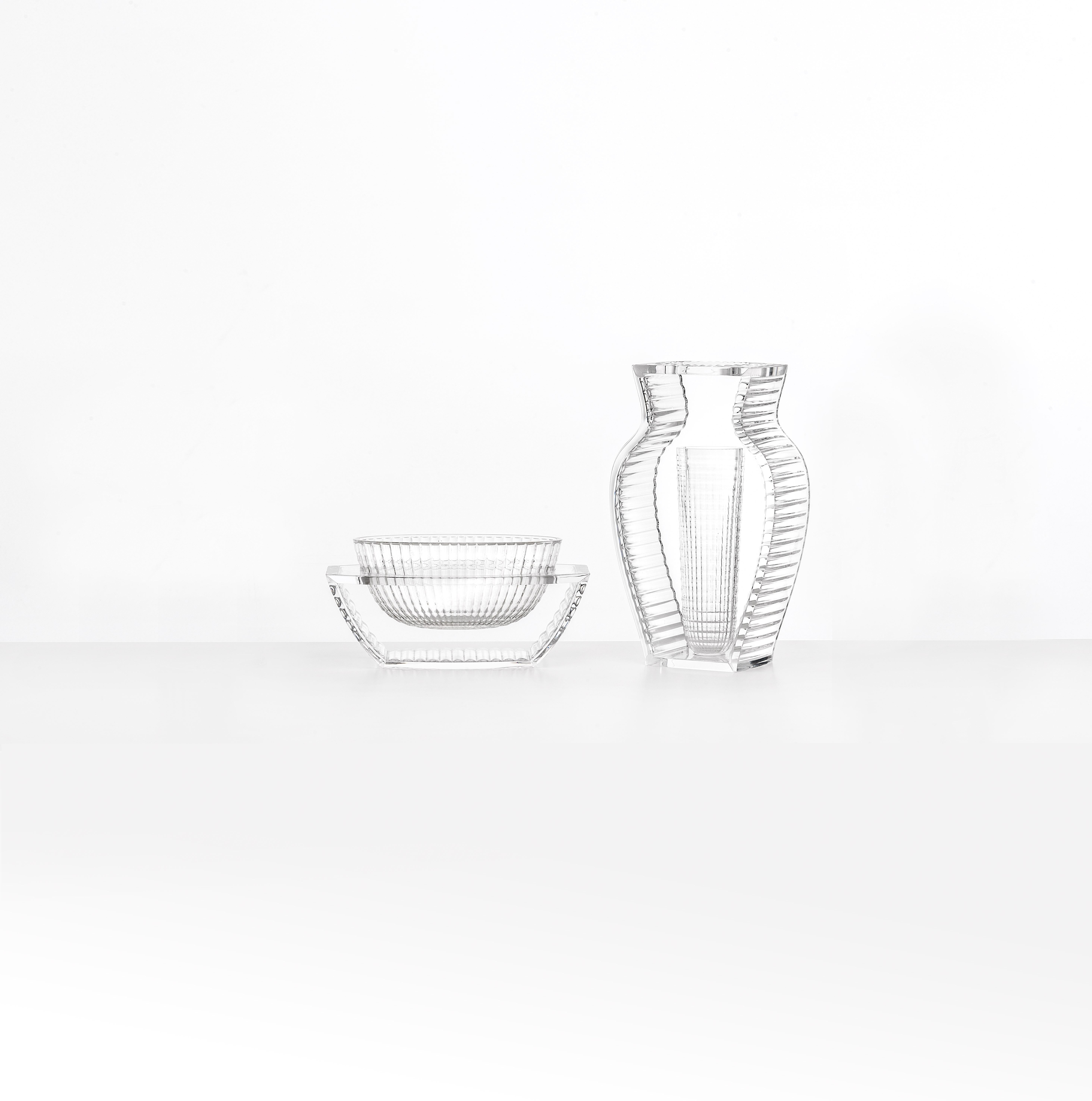 Kartell I Shine Vase in Crystal by Eugeni Quitllet In New Condition For Sale In Brooklyn, NY