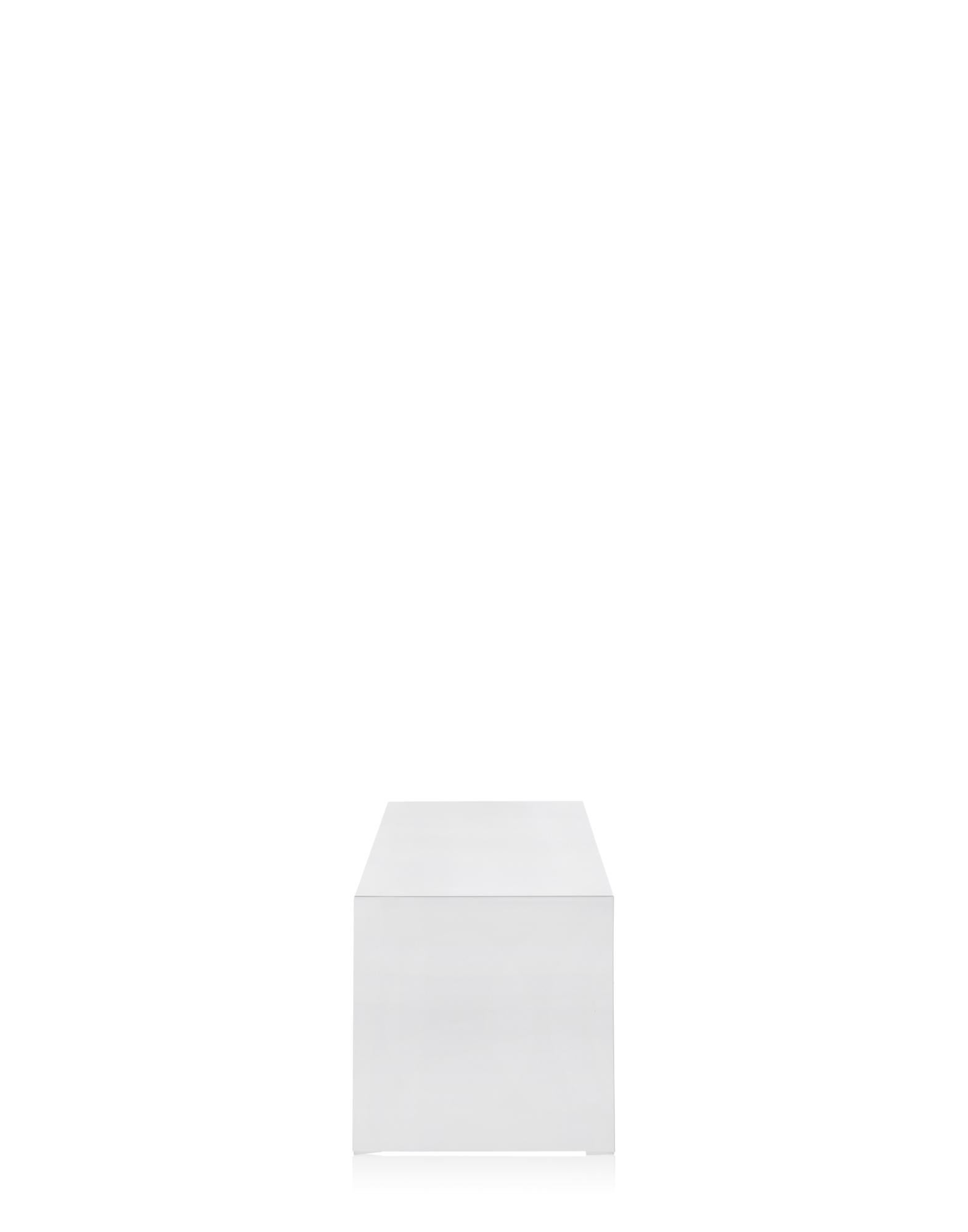 Modern Kartell Invisible Side Table in Glossy White by Tokujin Yoshioka For Sale