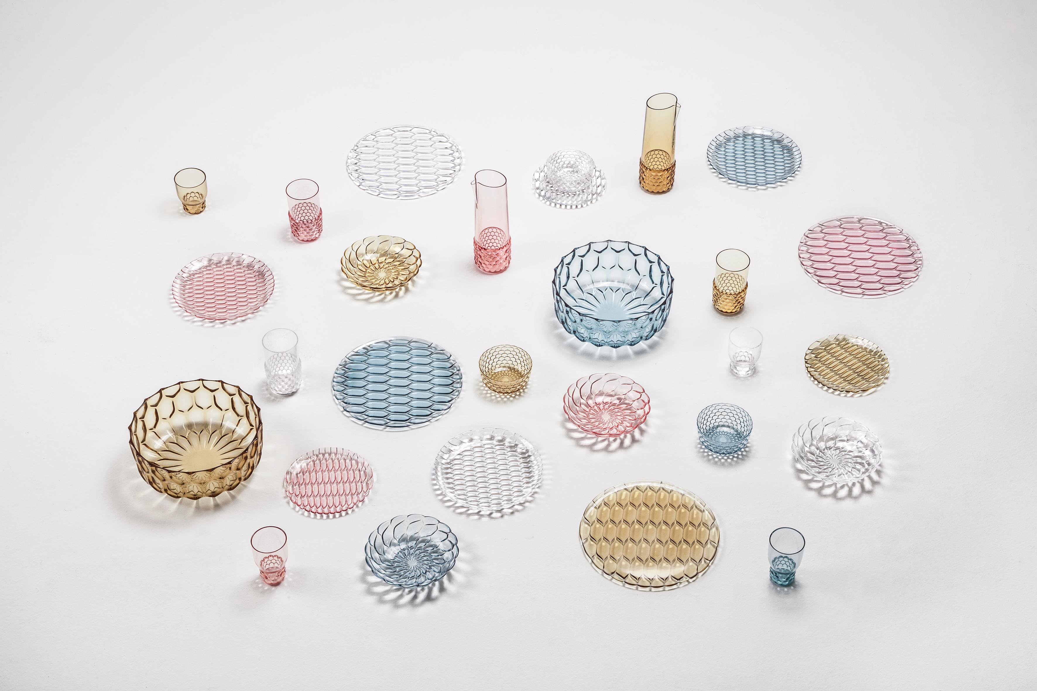 Kartell Jellies Carafe in Pink by Patricia Urquiola 1