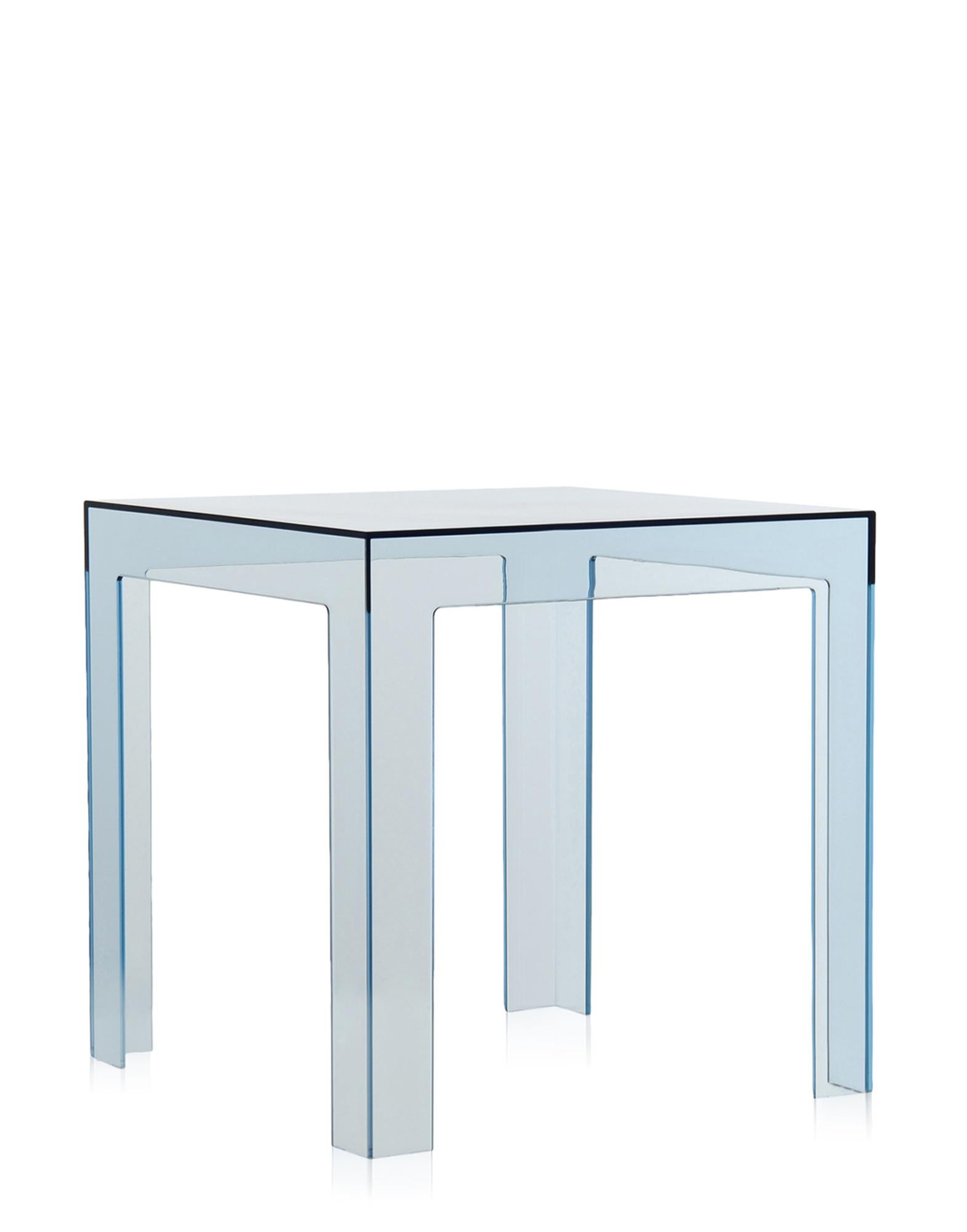 A completely transparent small side table in the perfect size: 40 x 40 x 40 cm. Colourful, practical, safe and functional, Jolly is a versatile and fun side table made of transparent or batch-dyed polycarbonate and it is shock resistant and